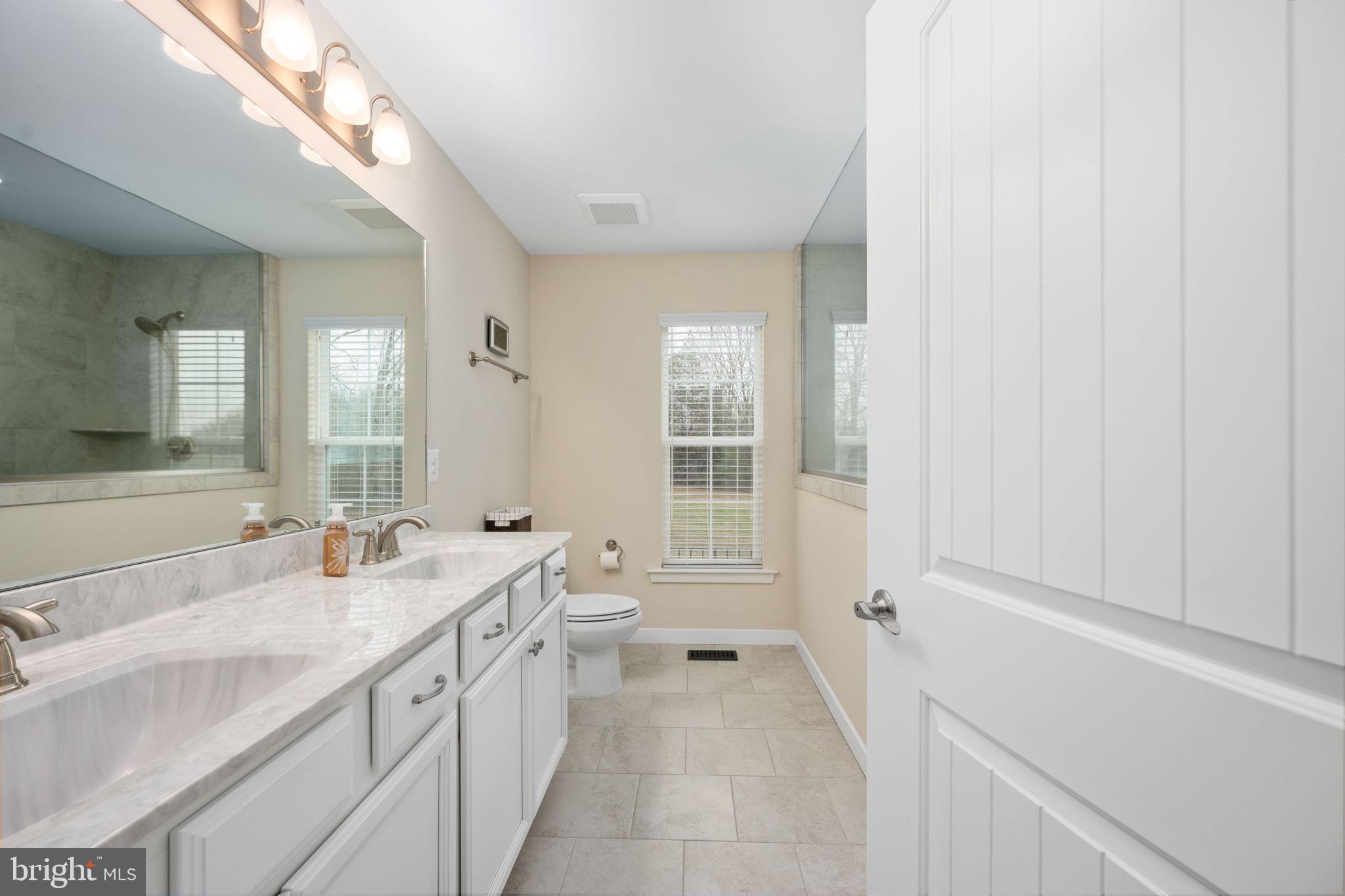 SADDLE RIDGE - Residential