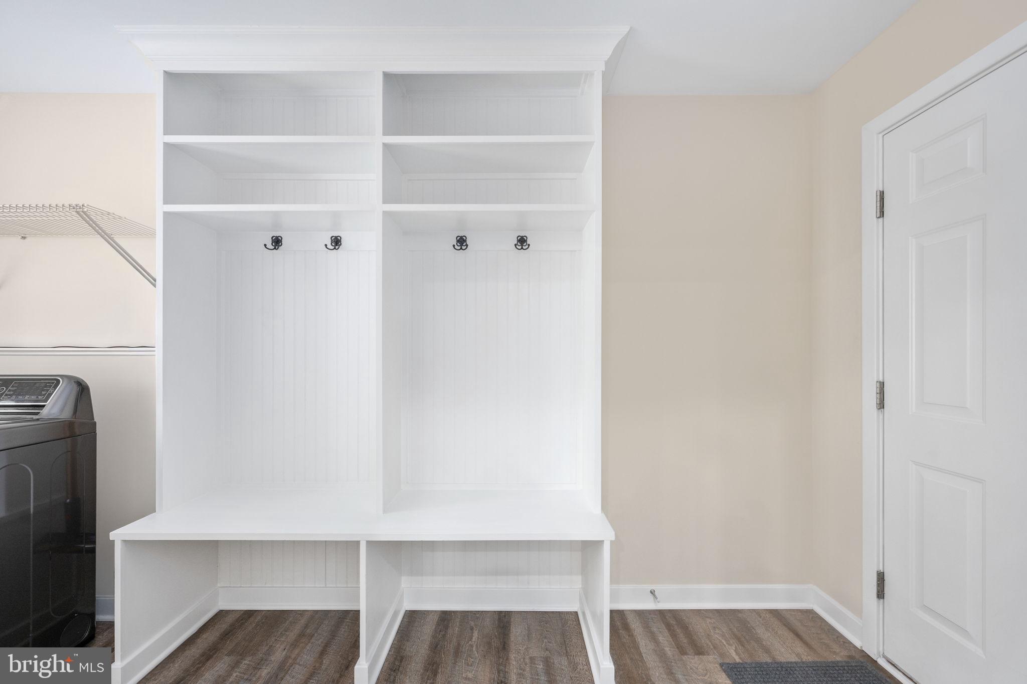 SADDLE RIDGE - Residential