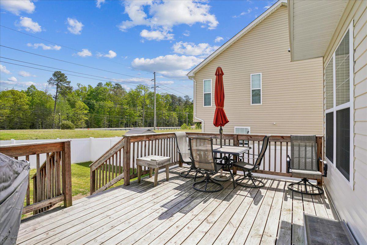 CLEMENTS POINTE - Residential