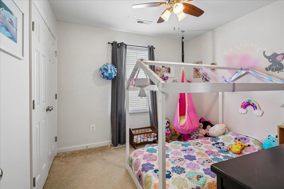 CLEMENTS POINTE - Residential