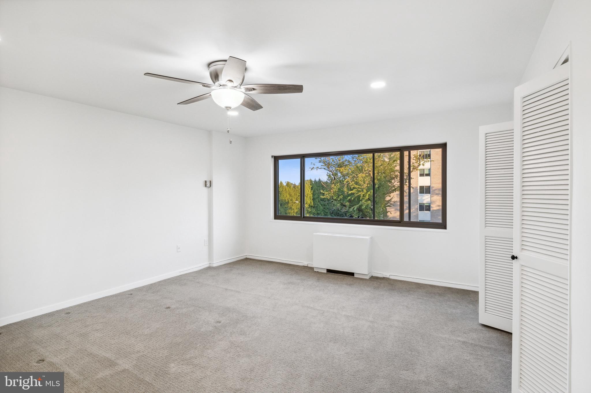 SEVEN MILE - Residential