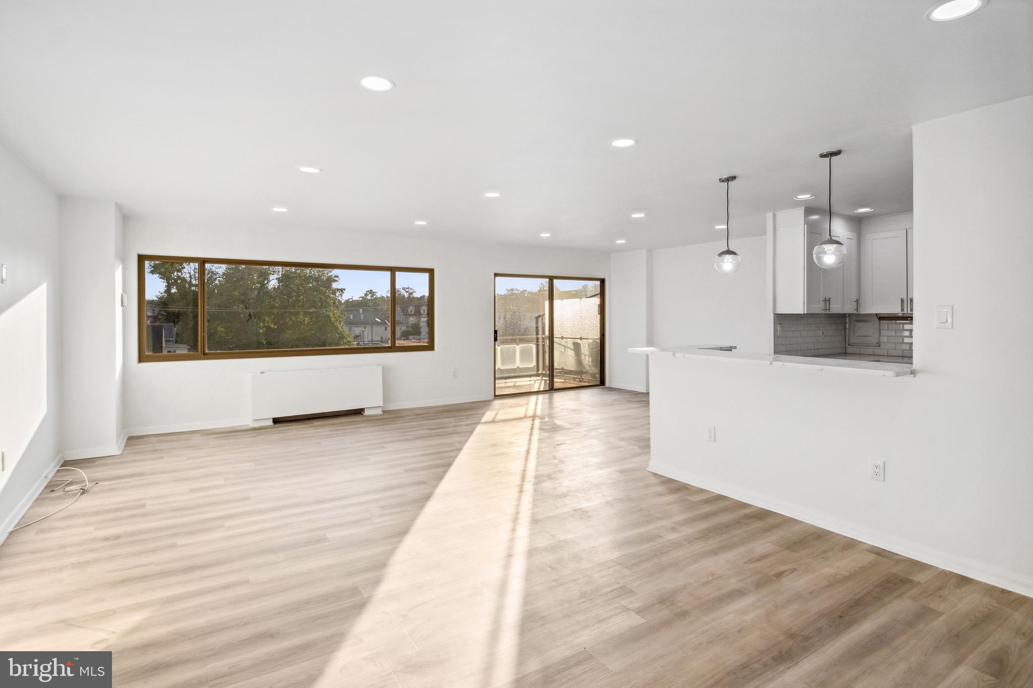 SEVEN MILE - Residential