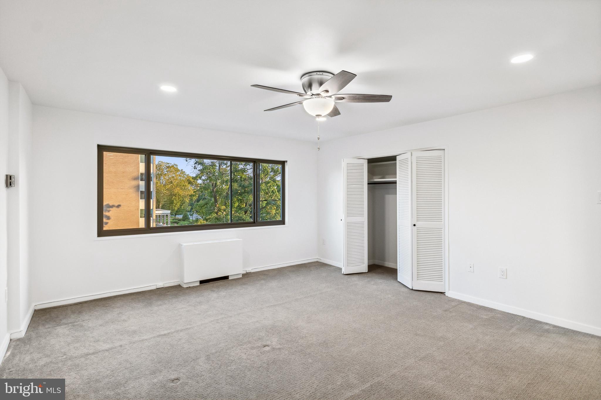 SEVEN MILE - Residential