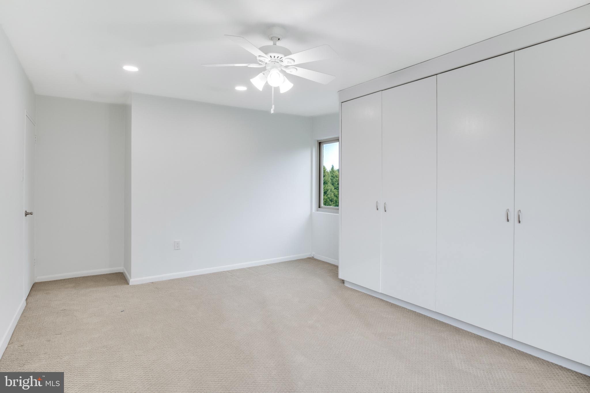 SEVEN MILE - Residential