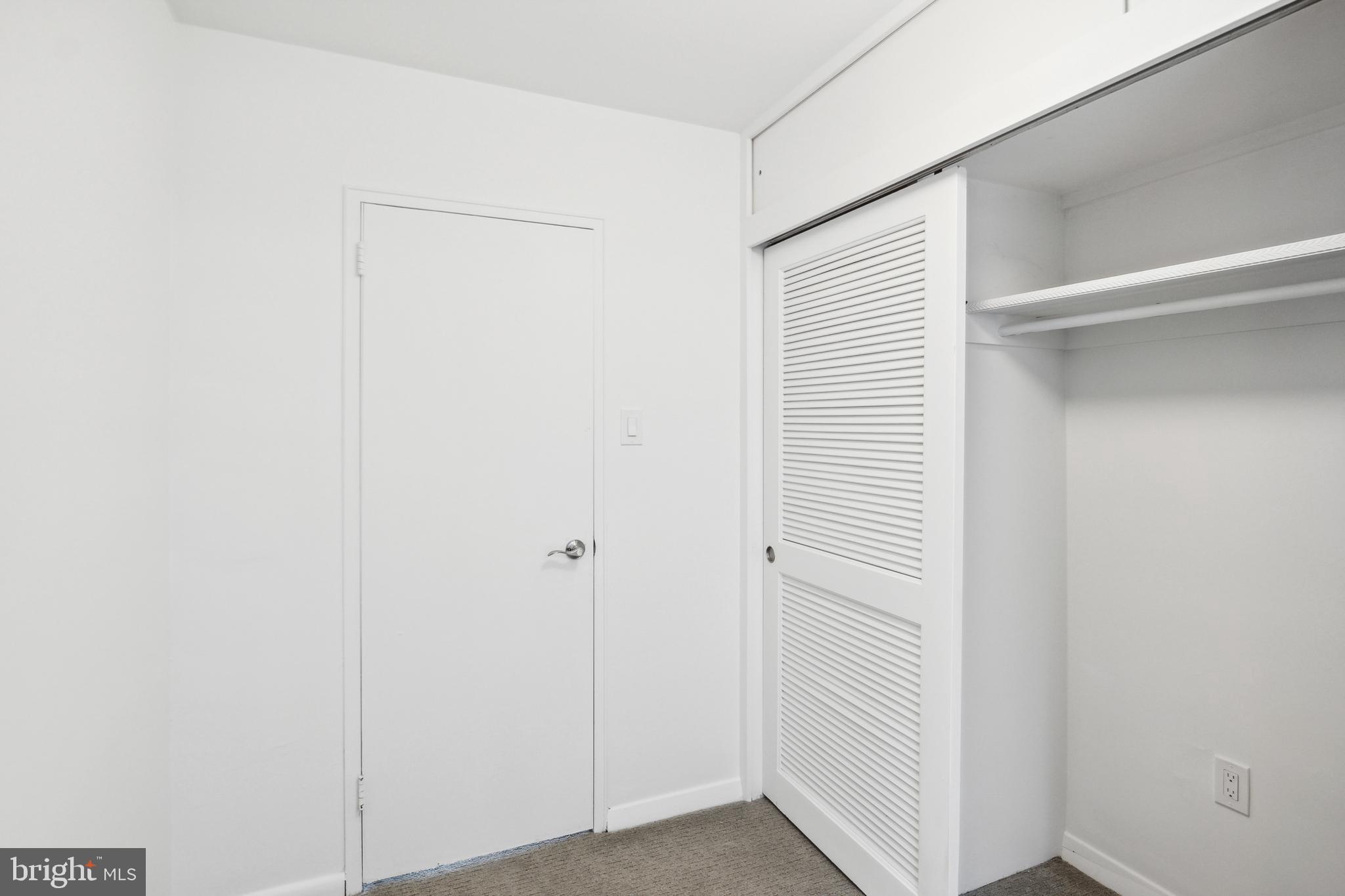 SEVEN MILE - Residential