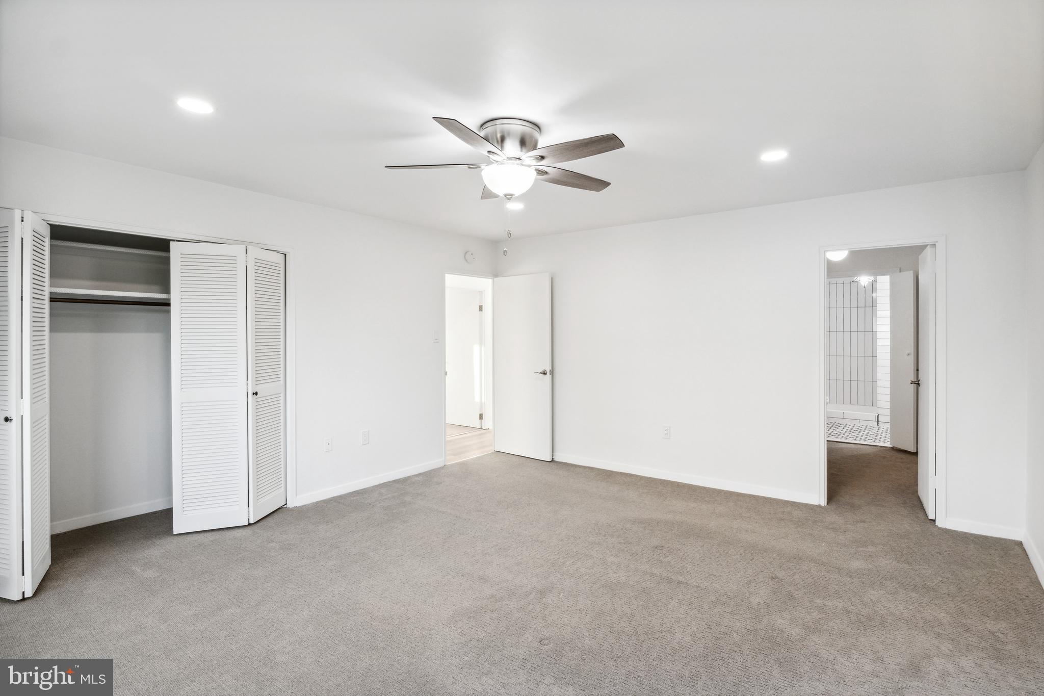 SEVEN MILE - Residential