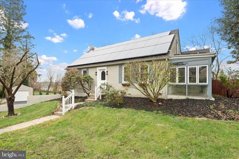 Photo of 1428 Foulk Road, WILMINGTON, DE 19803 (MLS # DENC2100272)