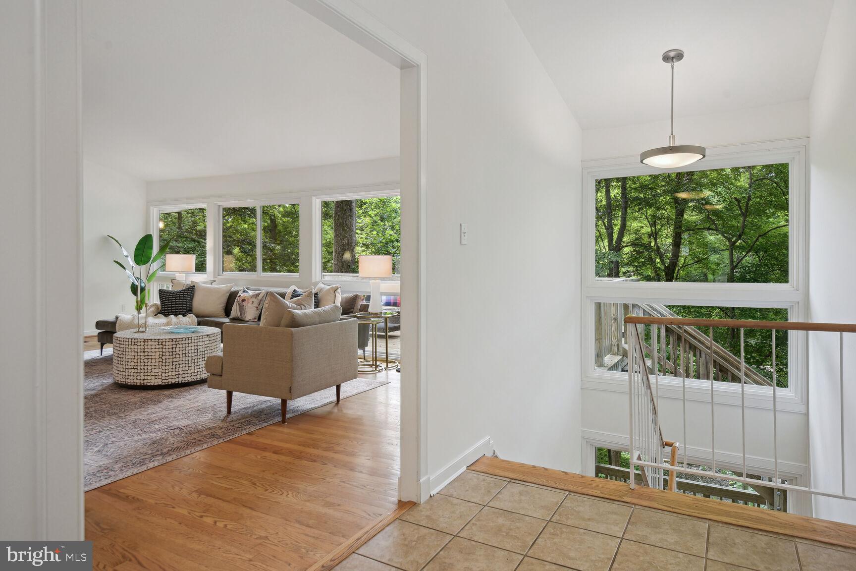 CARDEROCK SPRINGS - Residential