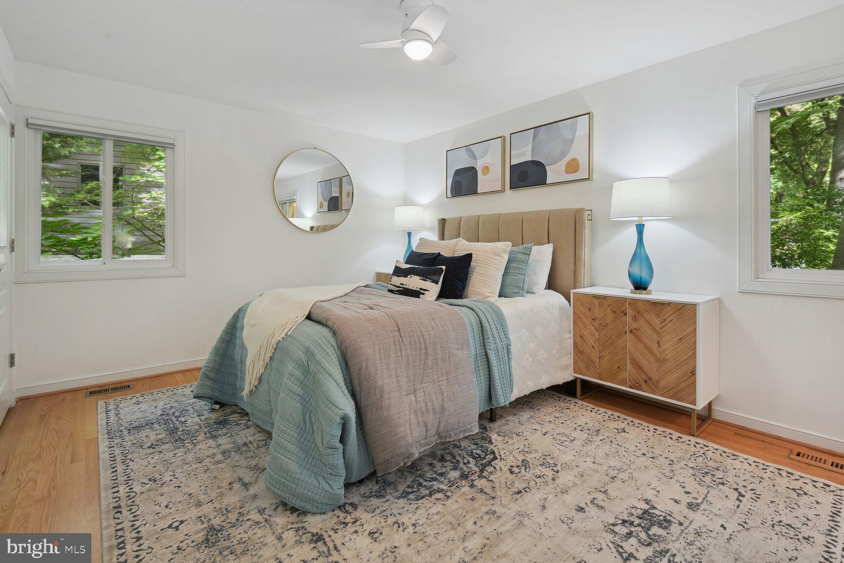 CARDEROCK SPRINGS - Residential