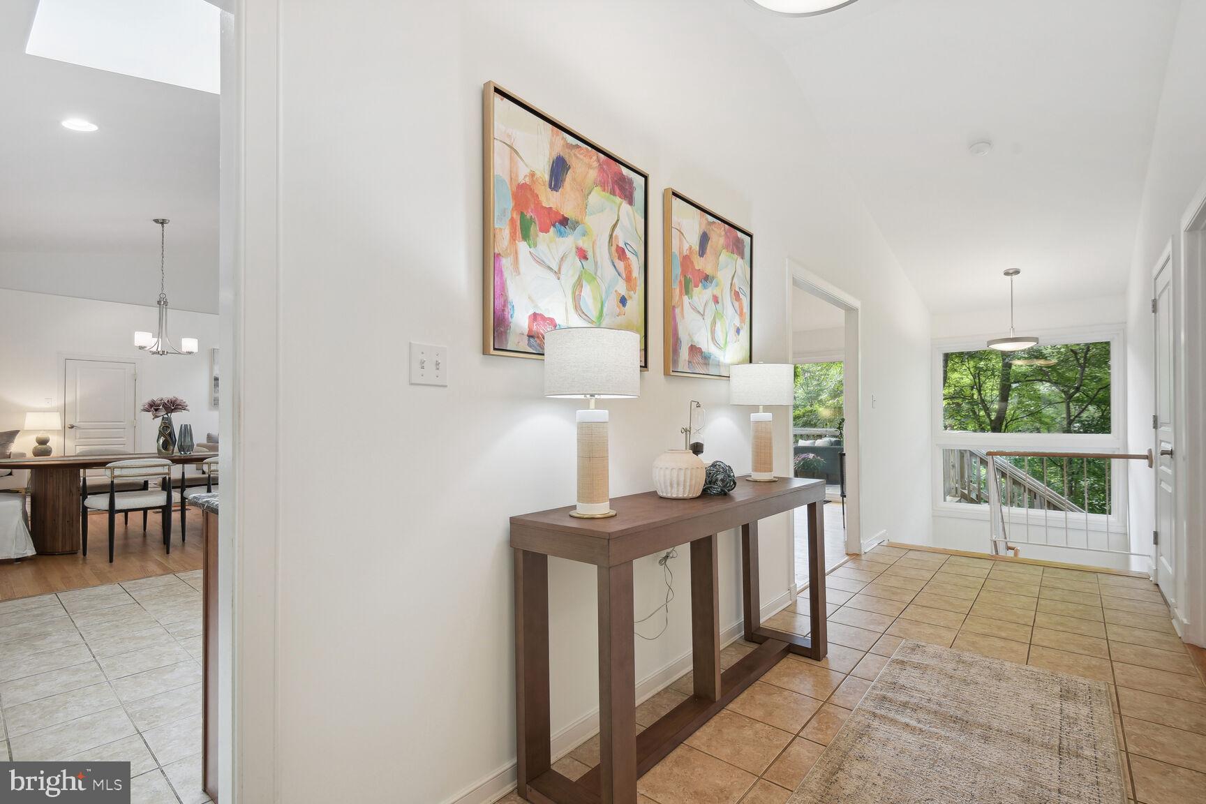 CARDEROCK SPRINGS - Residential