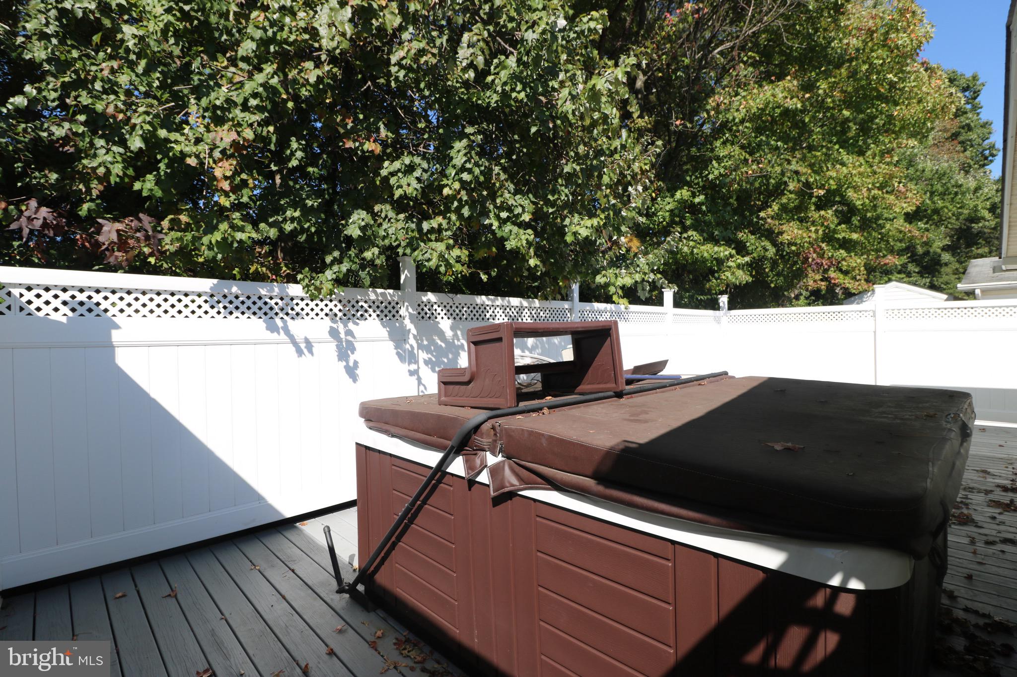 WILLIAMS ESTATES - Residential