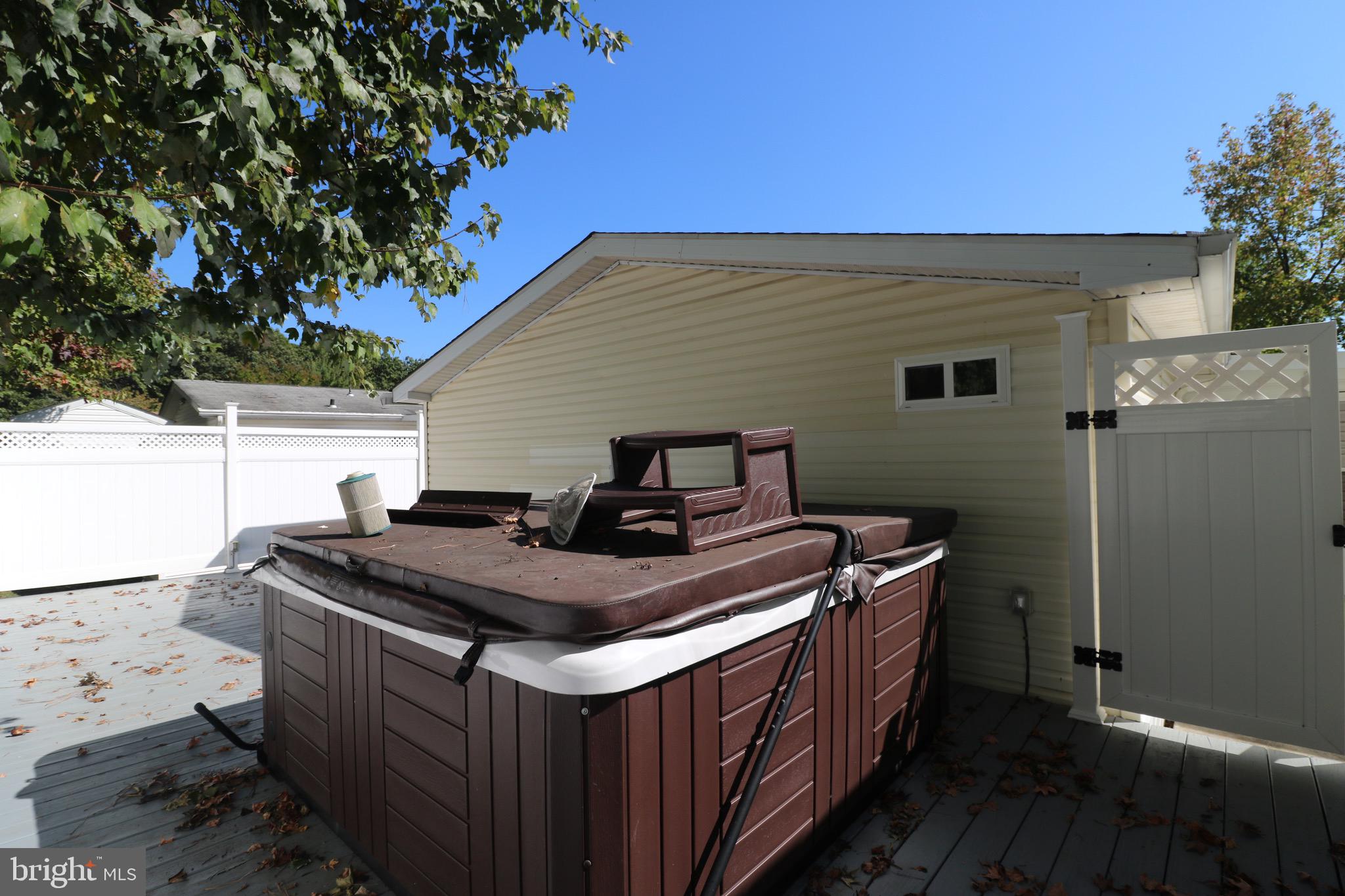 WILLIAMS ESTATES - Residential