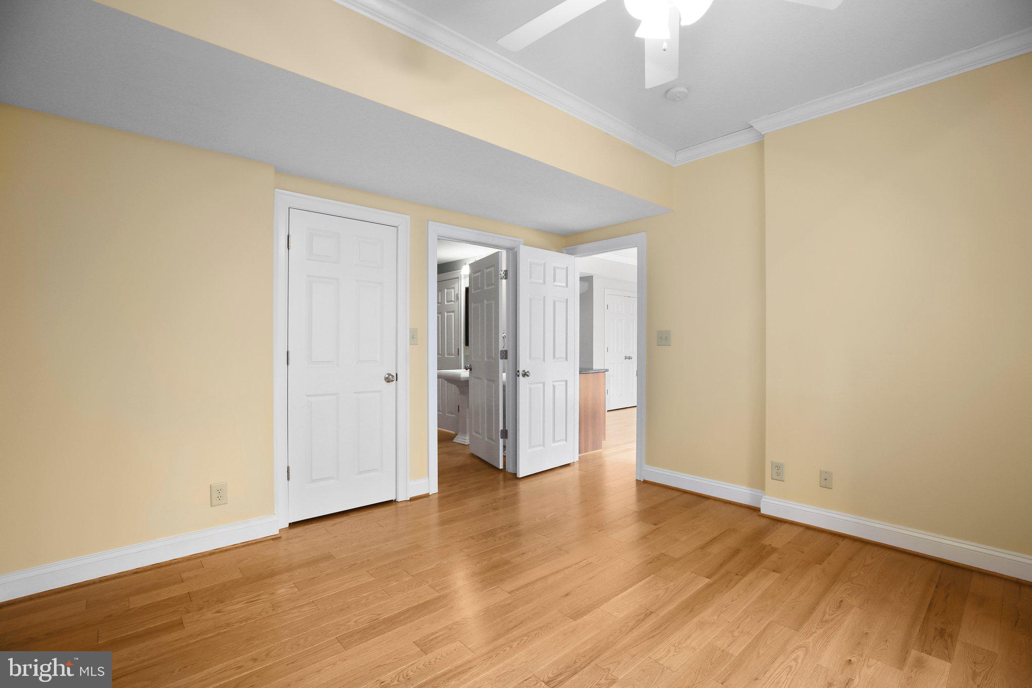 BLOOMSBURY - Residential