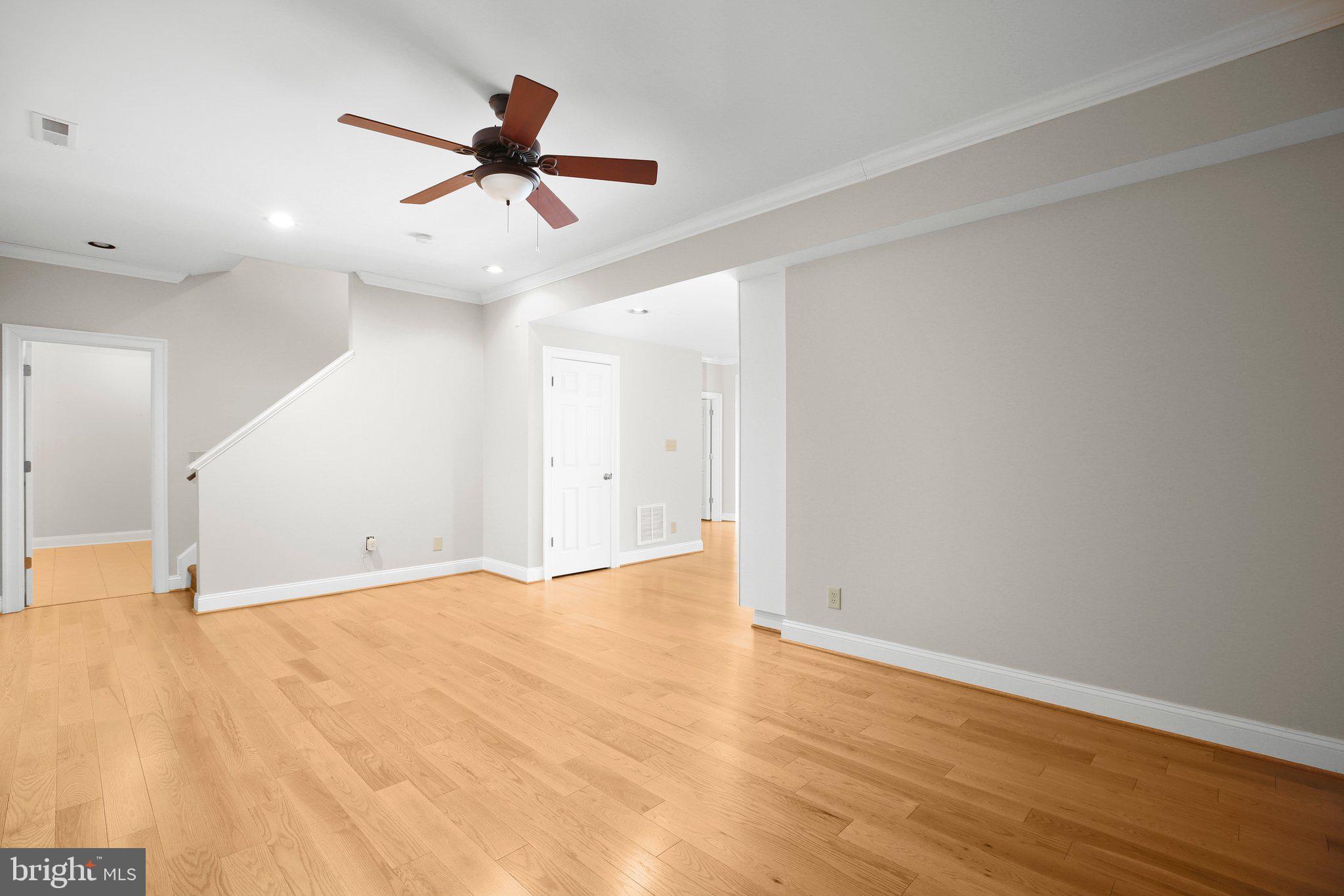 BLOOMSBURY - Residential