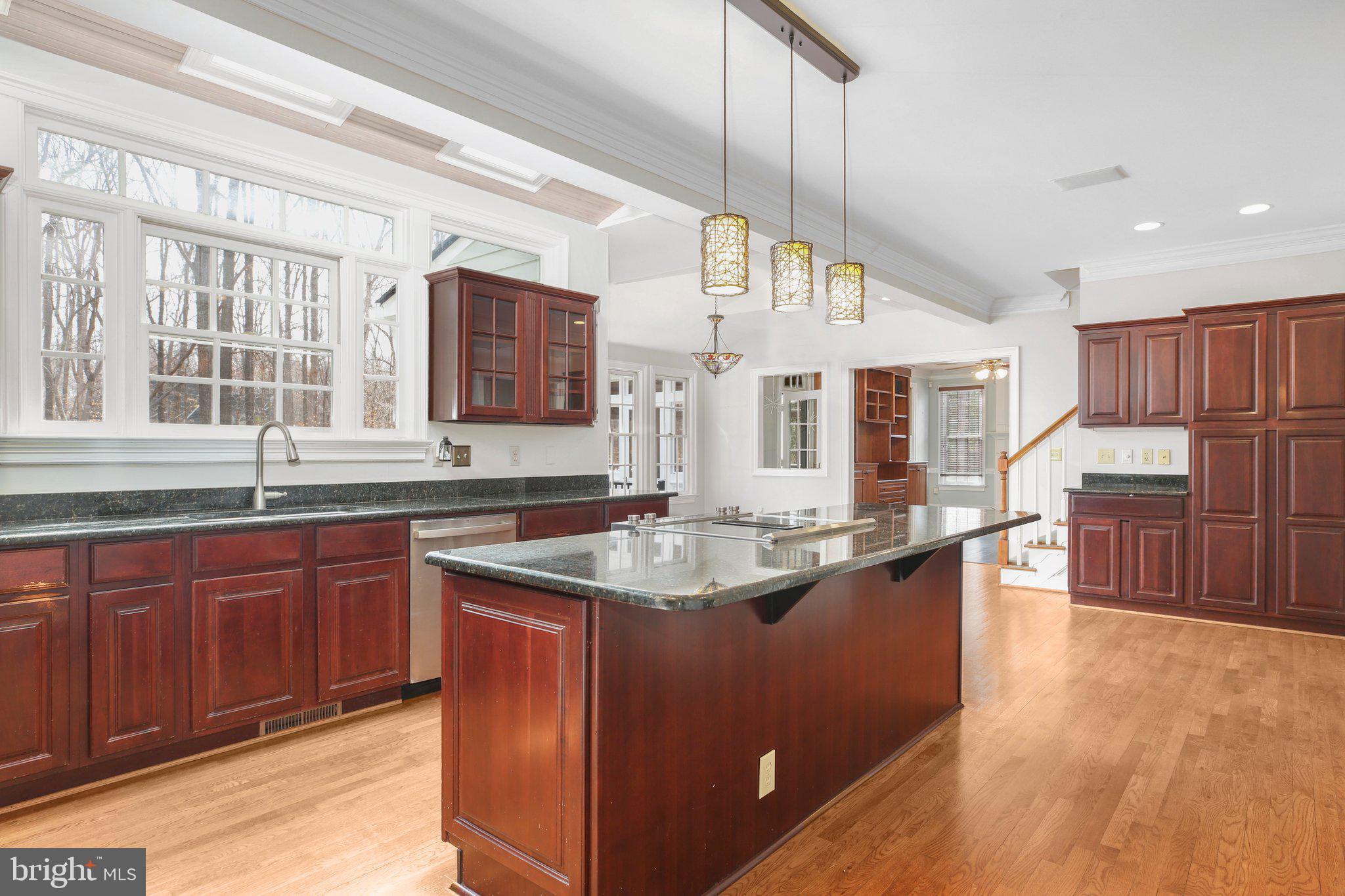 BLOOMSBURY - Residential