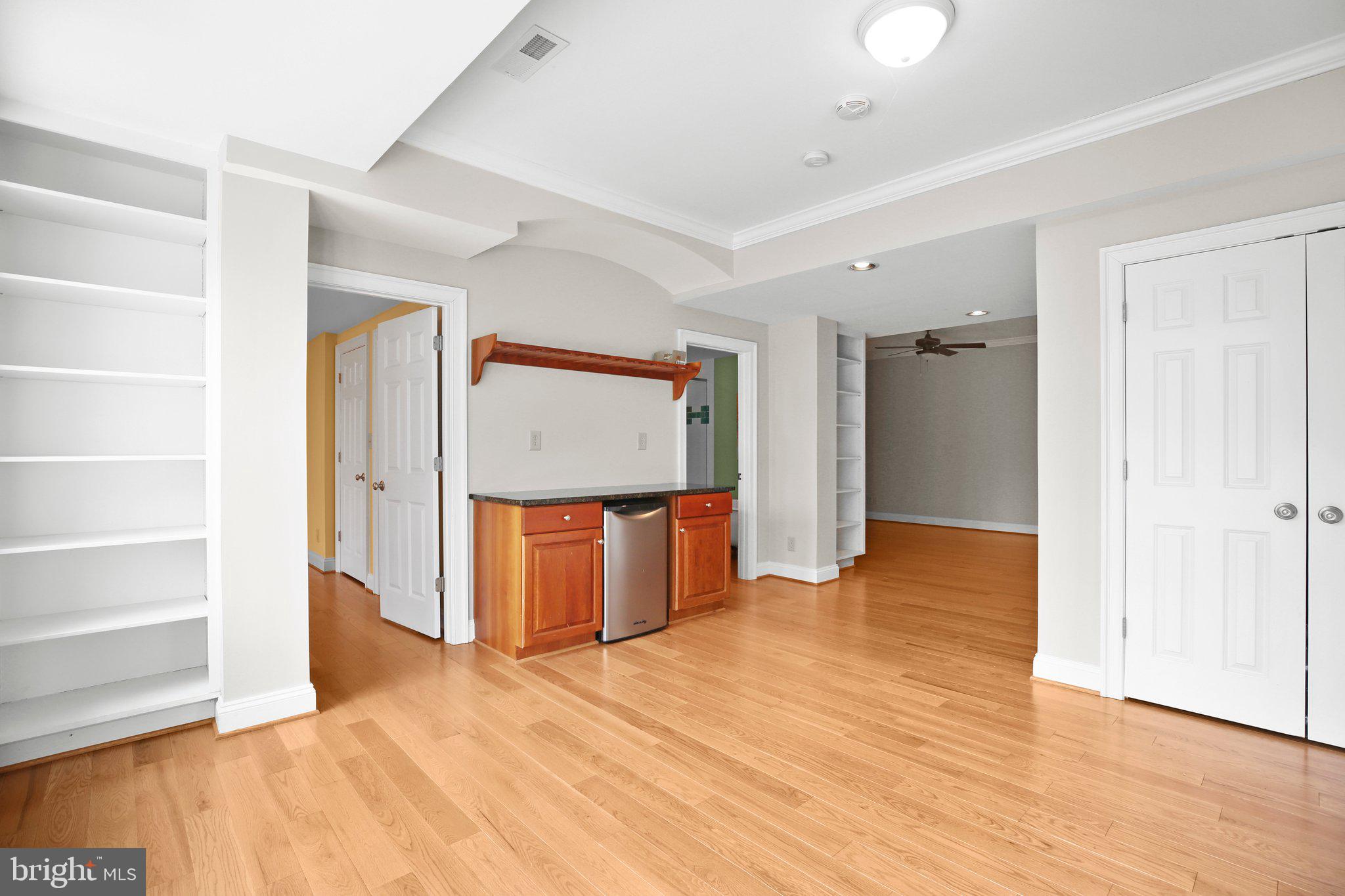 BLOOMSBURY - Residential