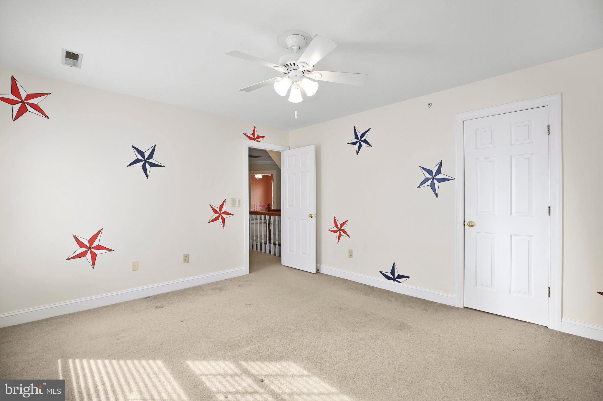 BLOOMSBURY - Residential