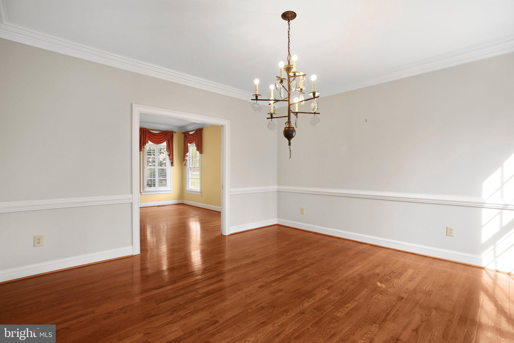 BLOOMSBURY - Residential