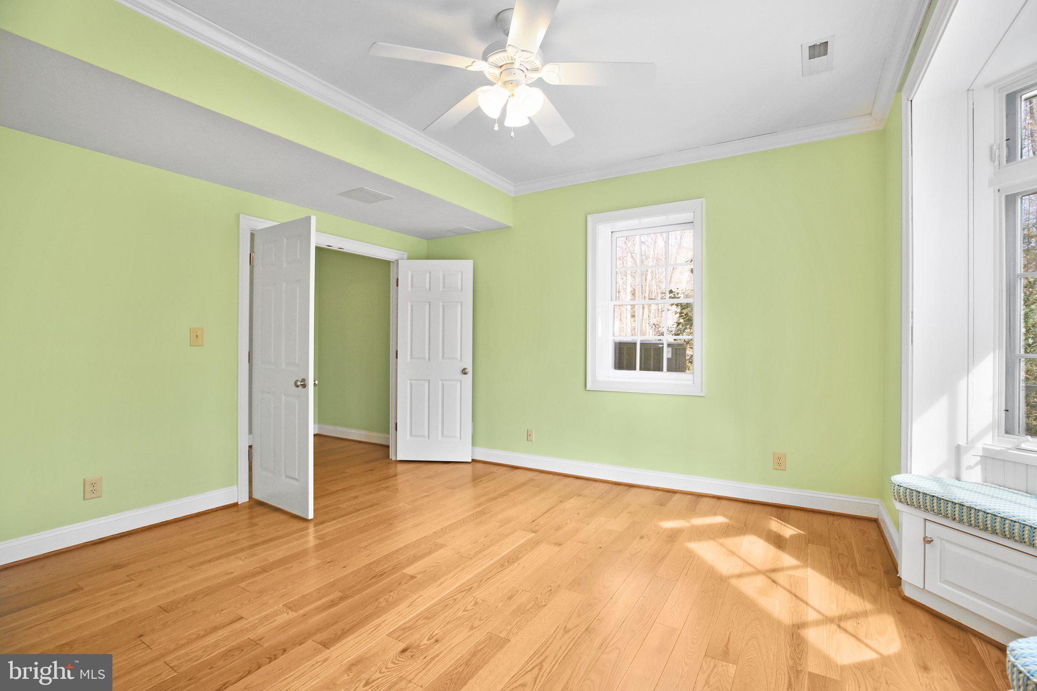 BLOOMSBURY - Residential