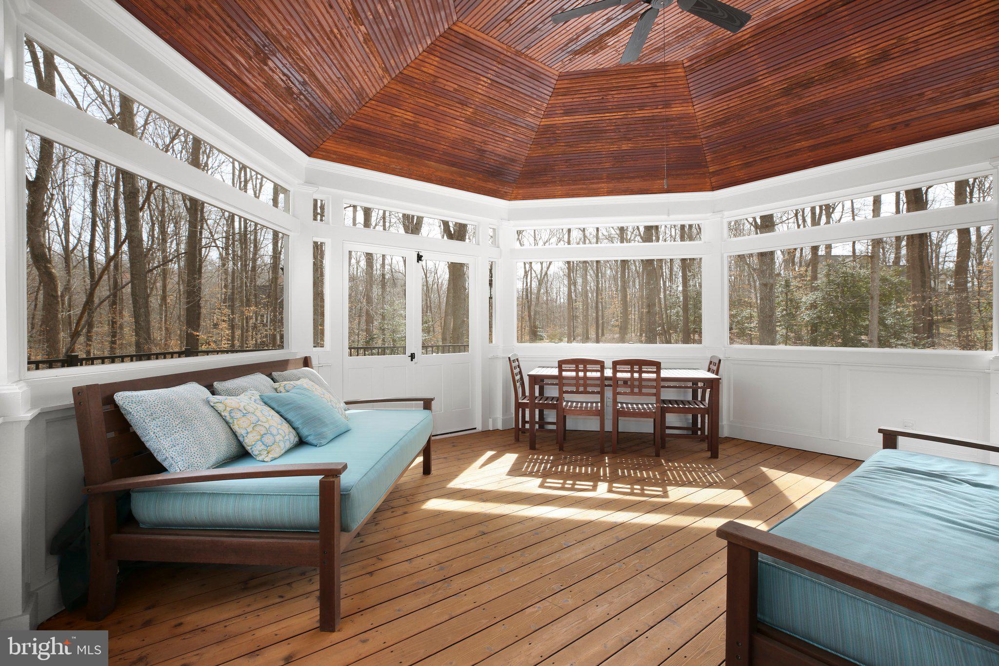 BLOOMSBURY - Residential