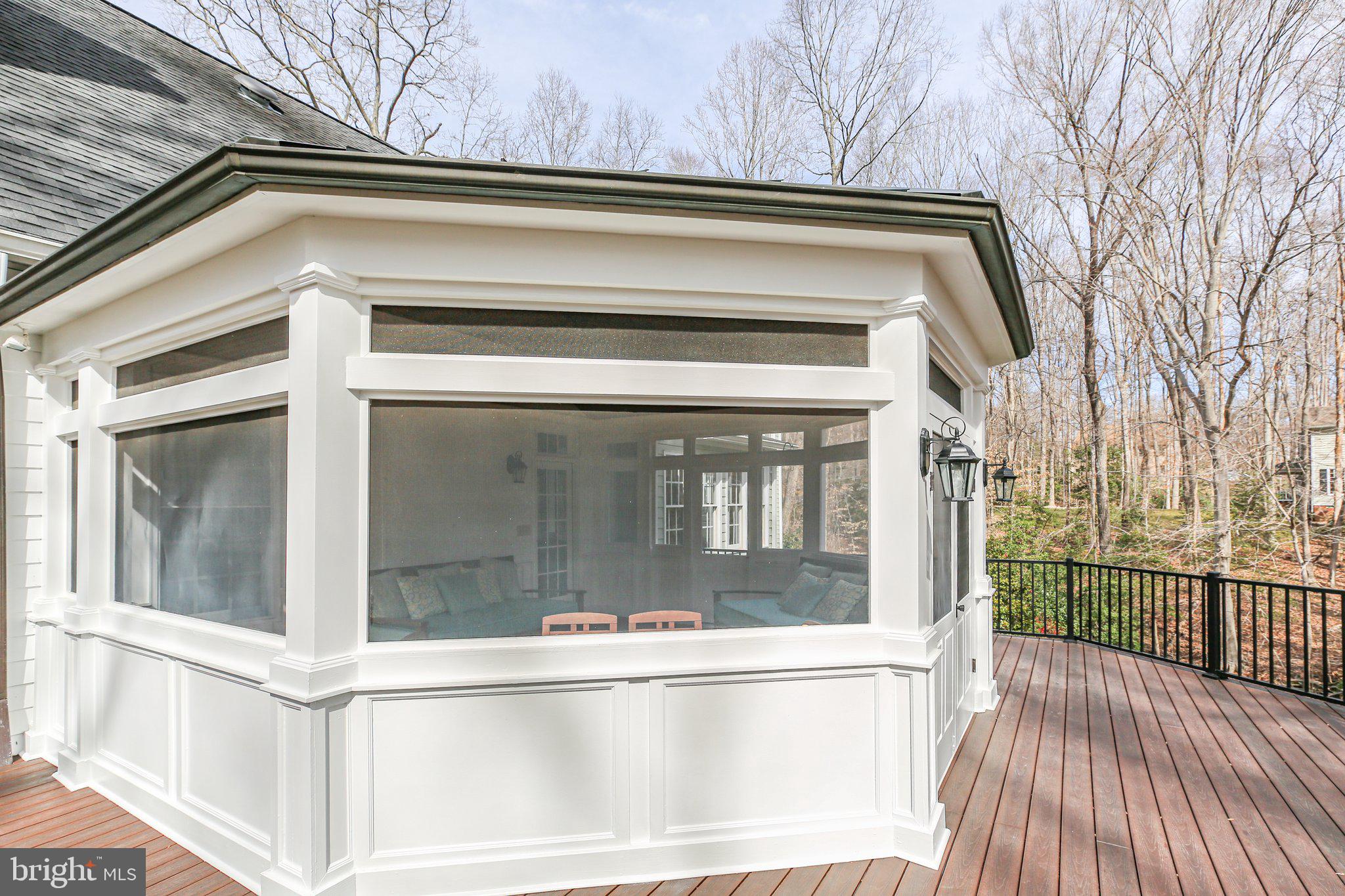 BLOOMSBURY - Residential