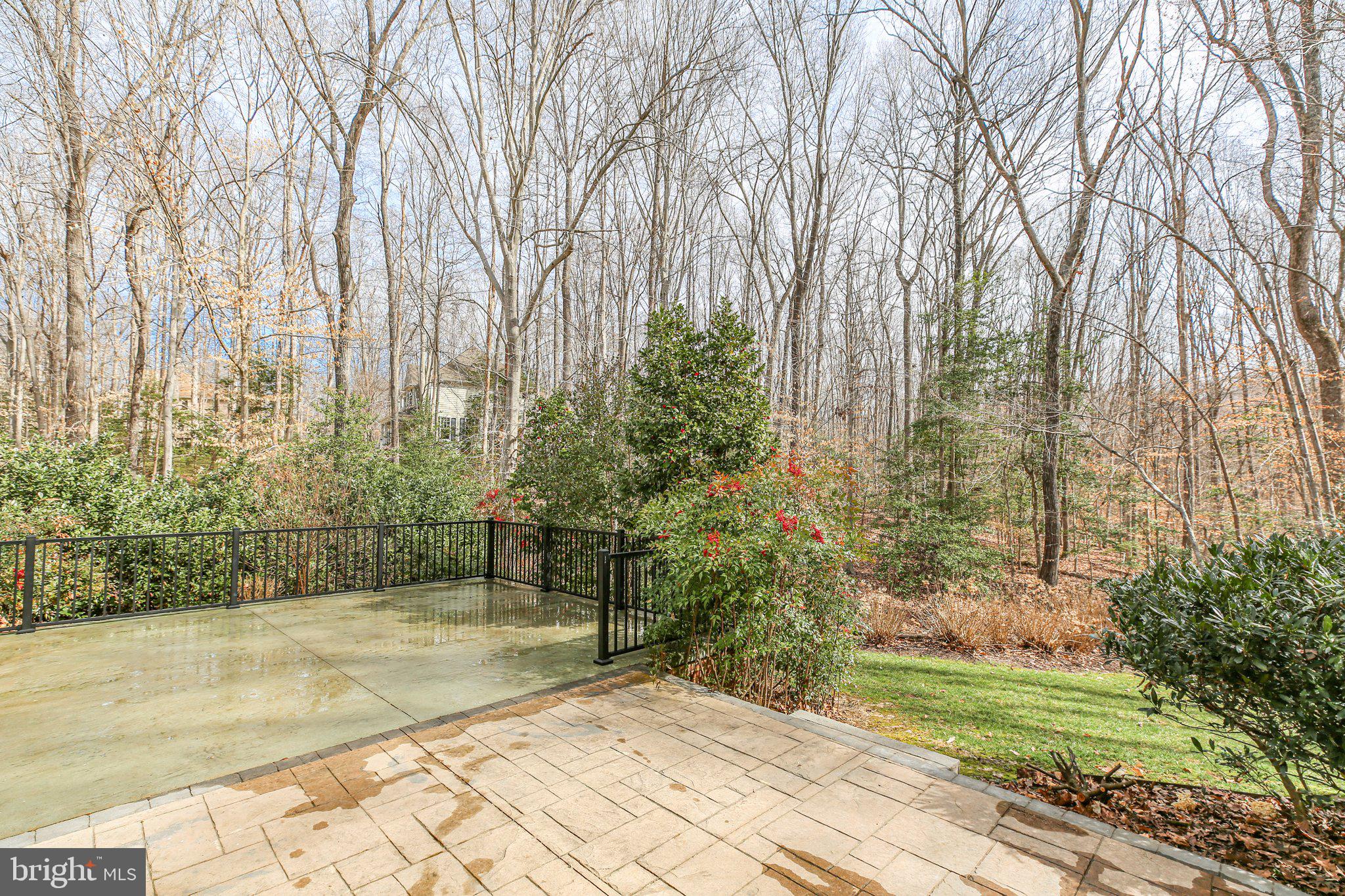 BLOOMSBURY - Residential