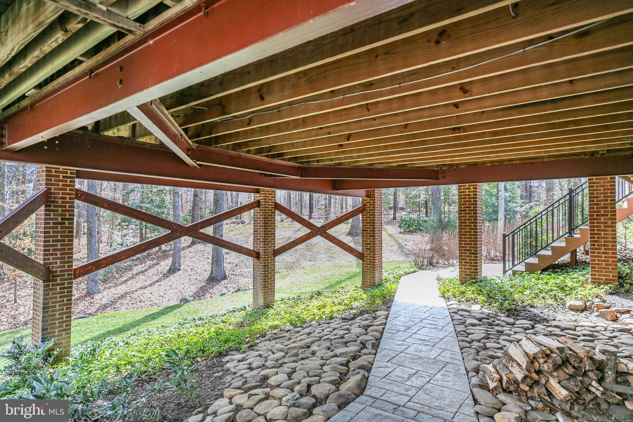 BLOOMSBURY - Residential