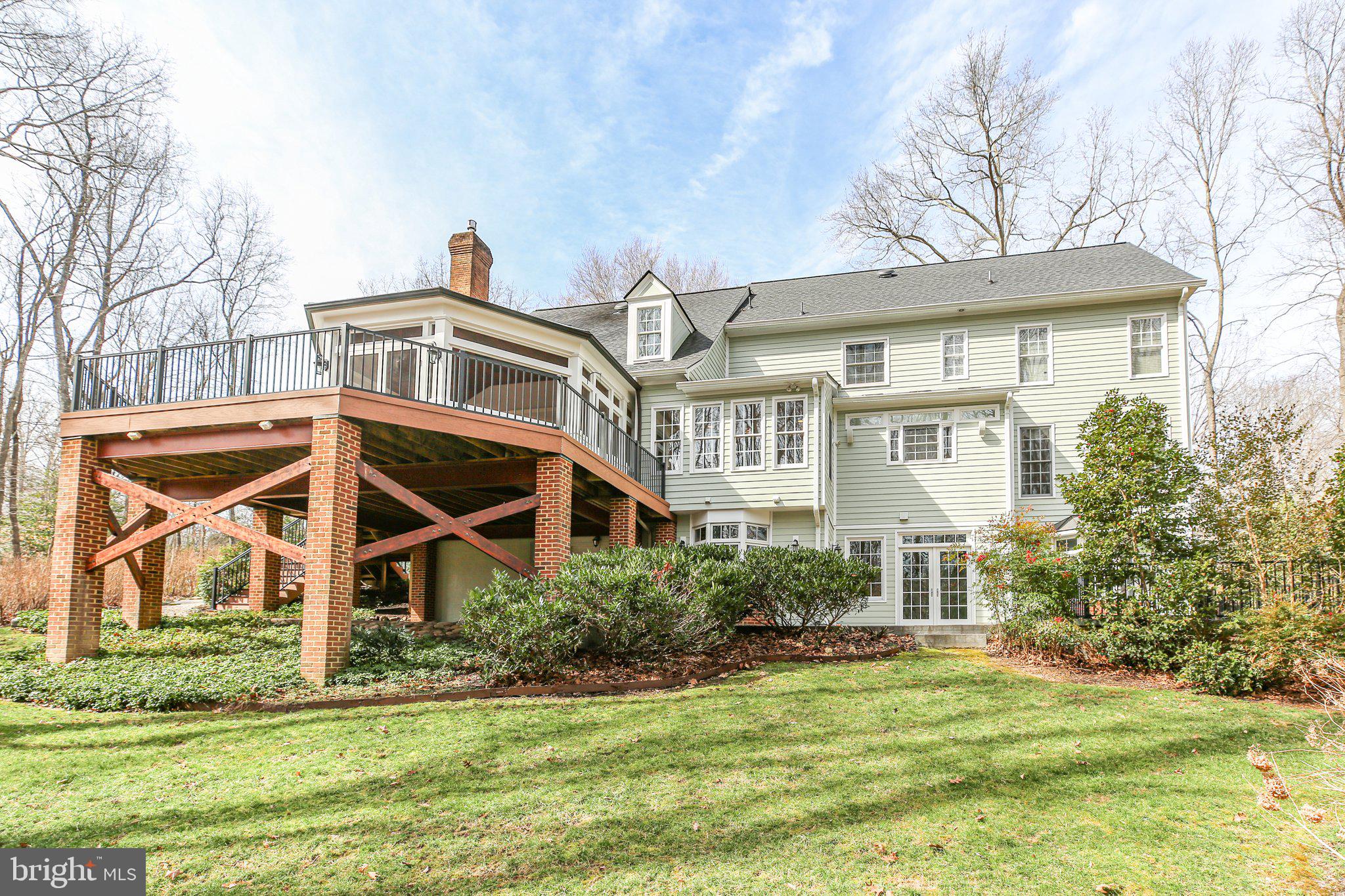 BLOOMSBURY - Residential