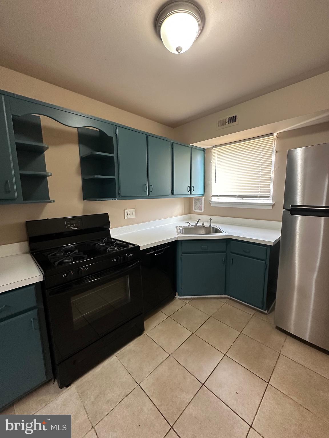 MARYLAND FARMS CONDO - Residential Lease