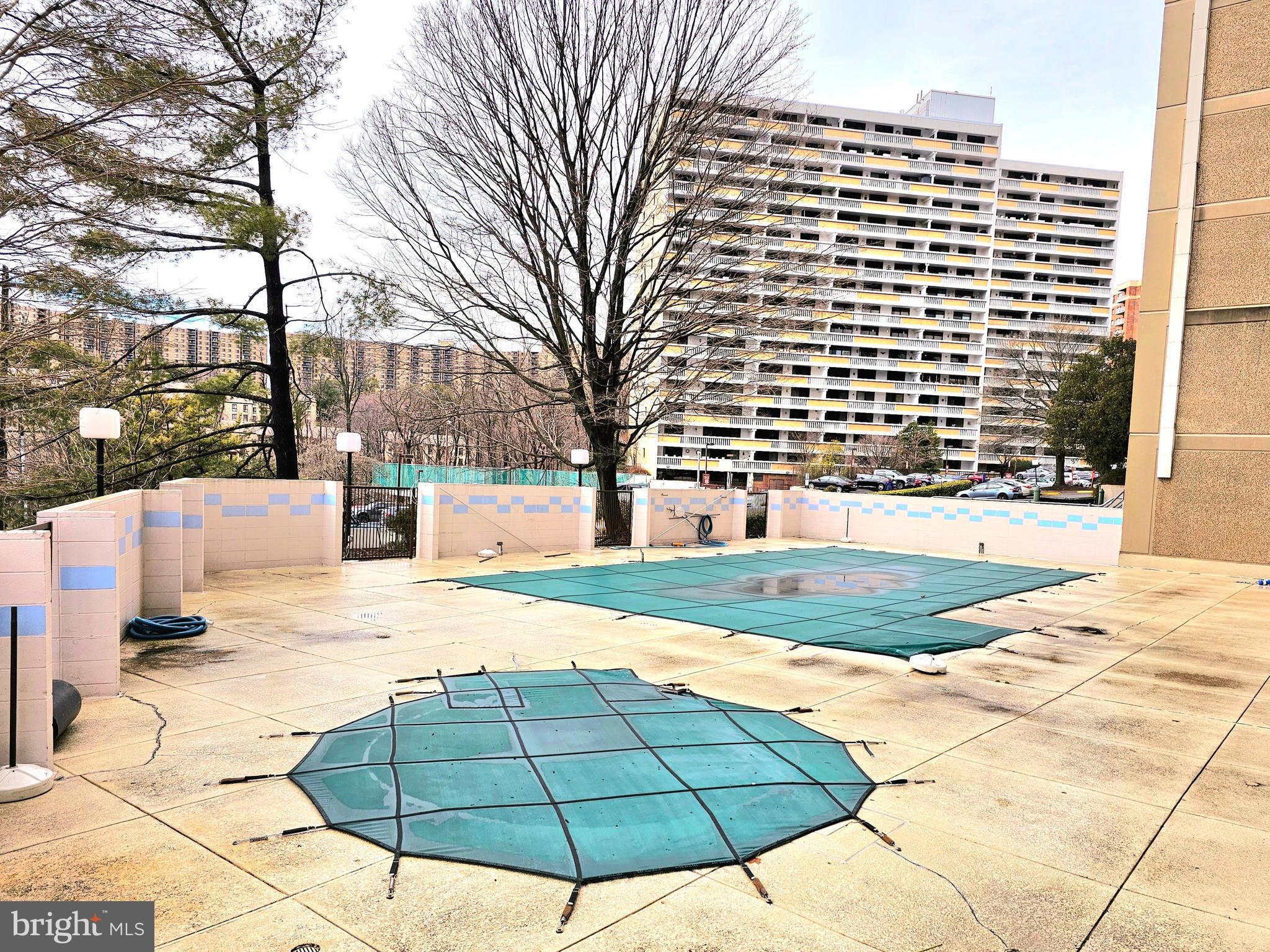 HIGHPOINTE - Residential