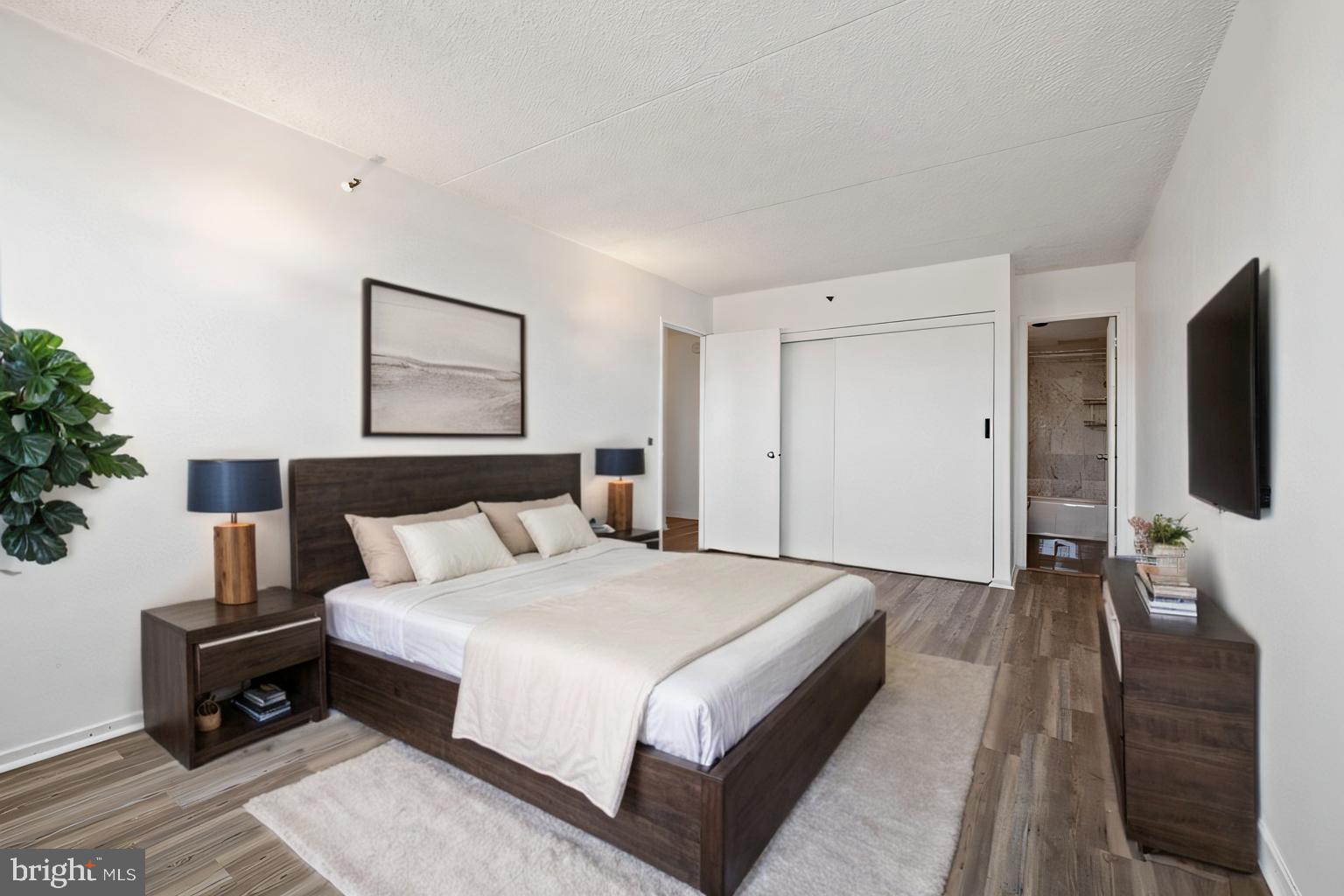 HIGHPOINTE - Residential