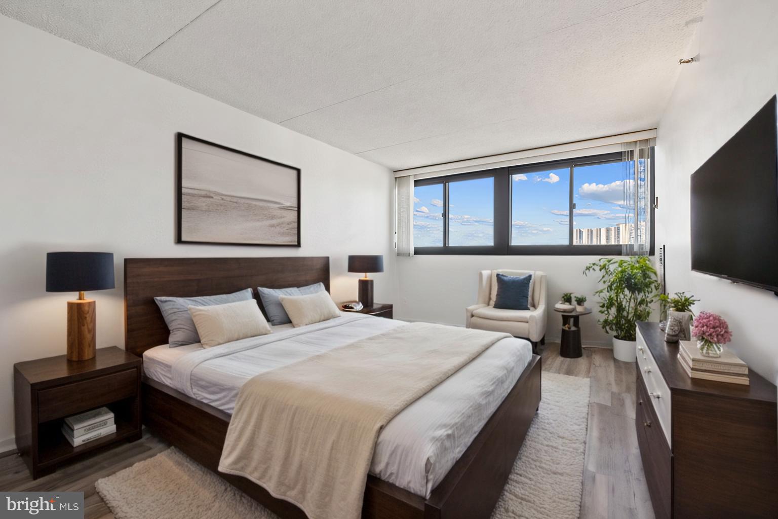 HIGHPOINTE - Residential