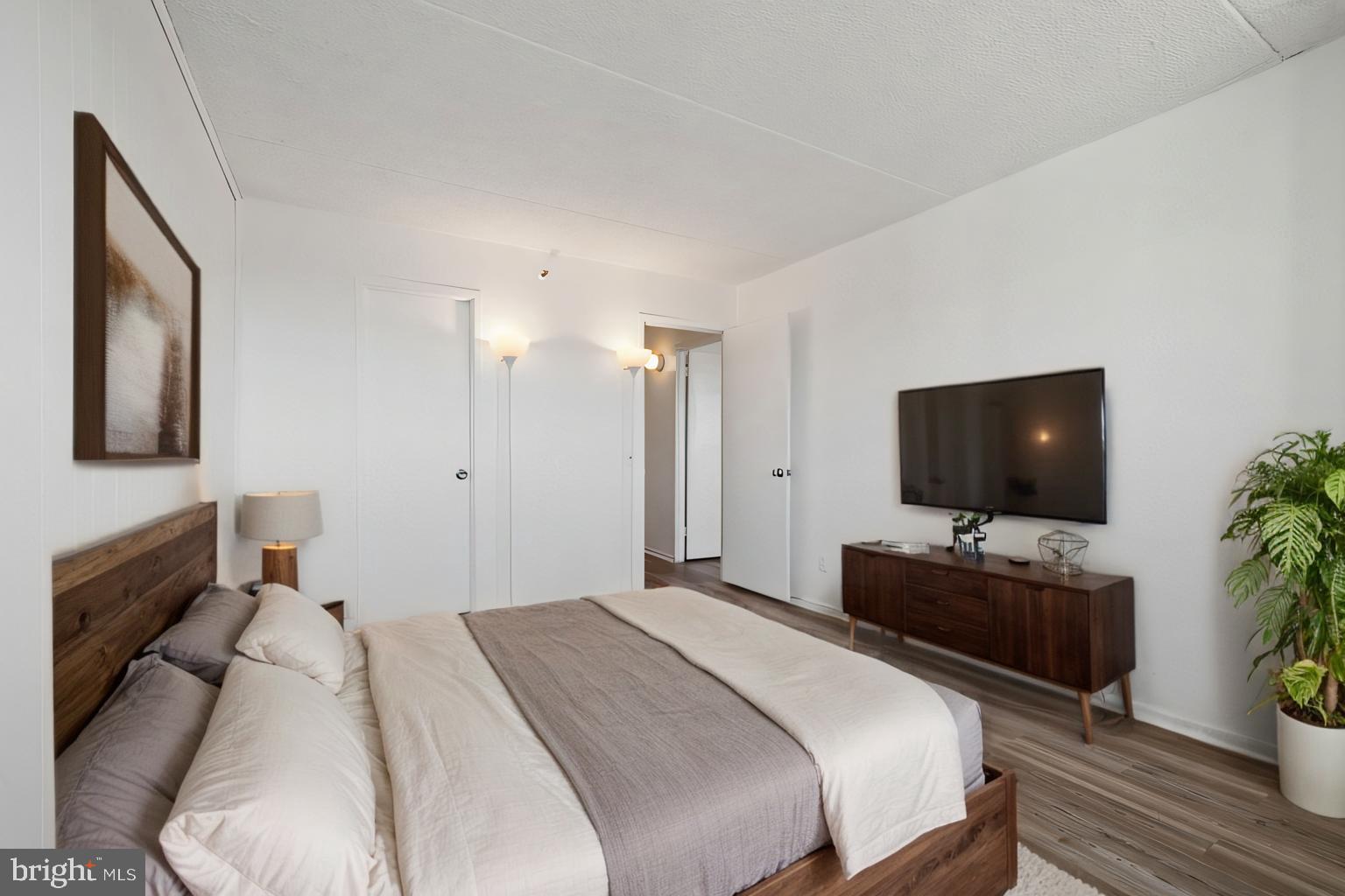 HIGHPOINTE - Residential