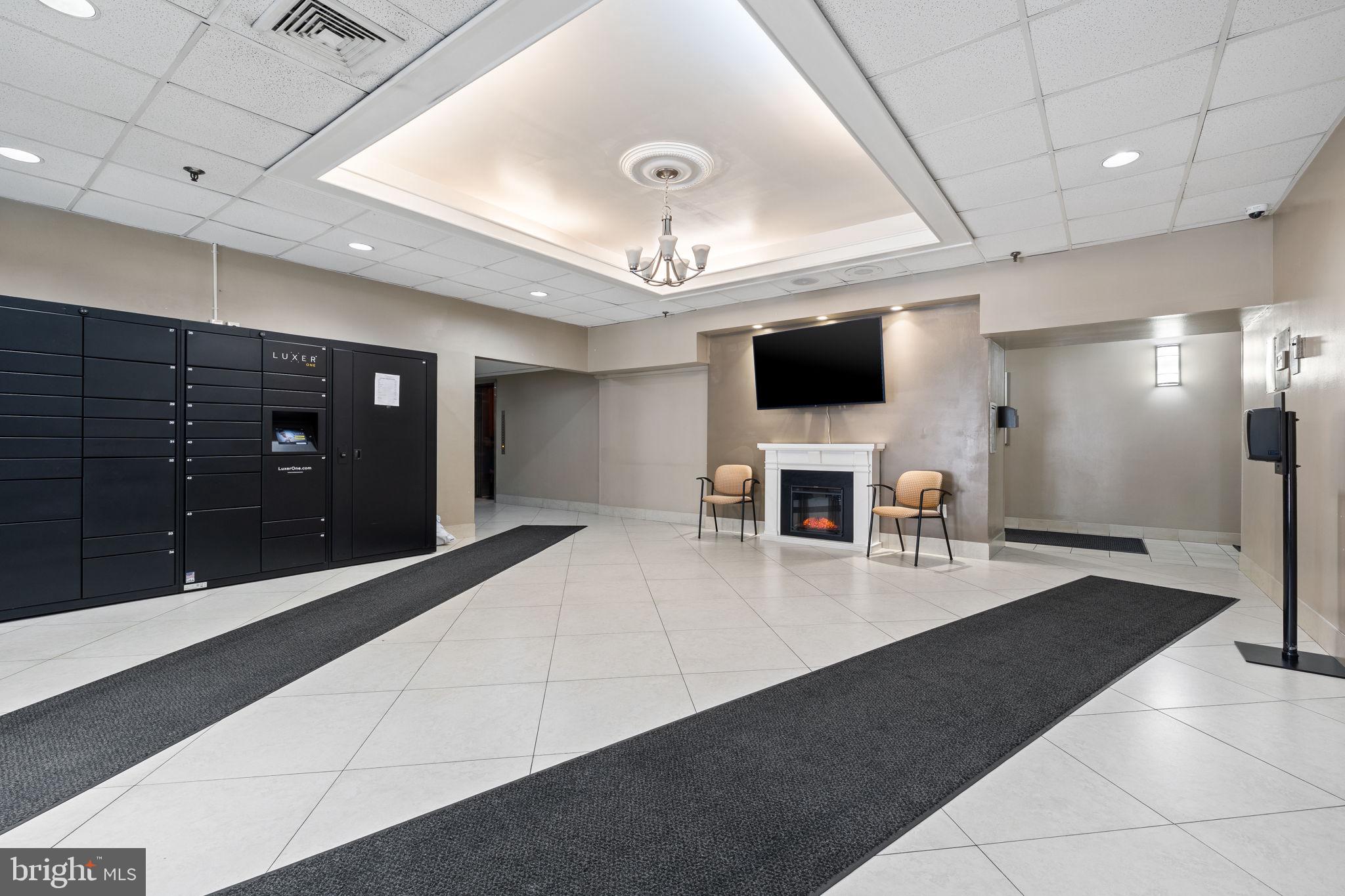 HIGHPOINTE - Residential