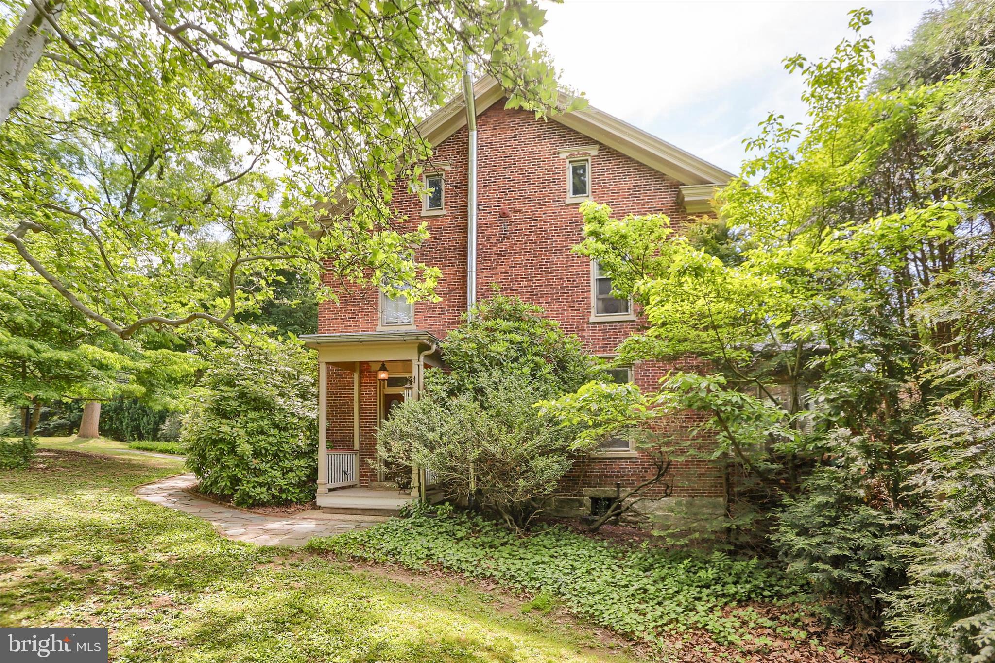 5531 SPRING ROAD