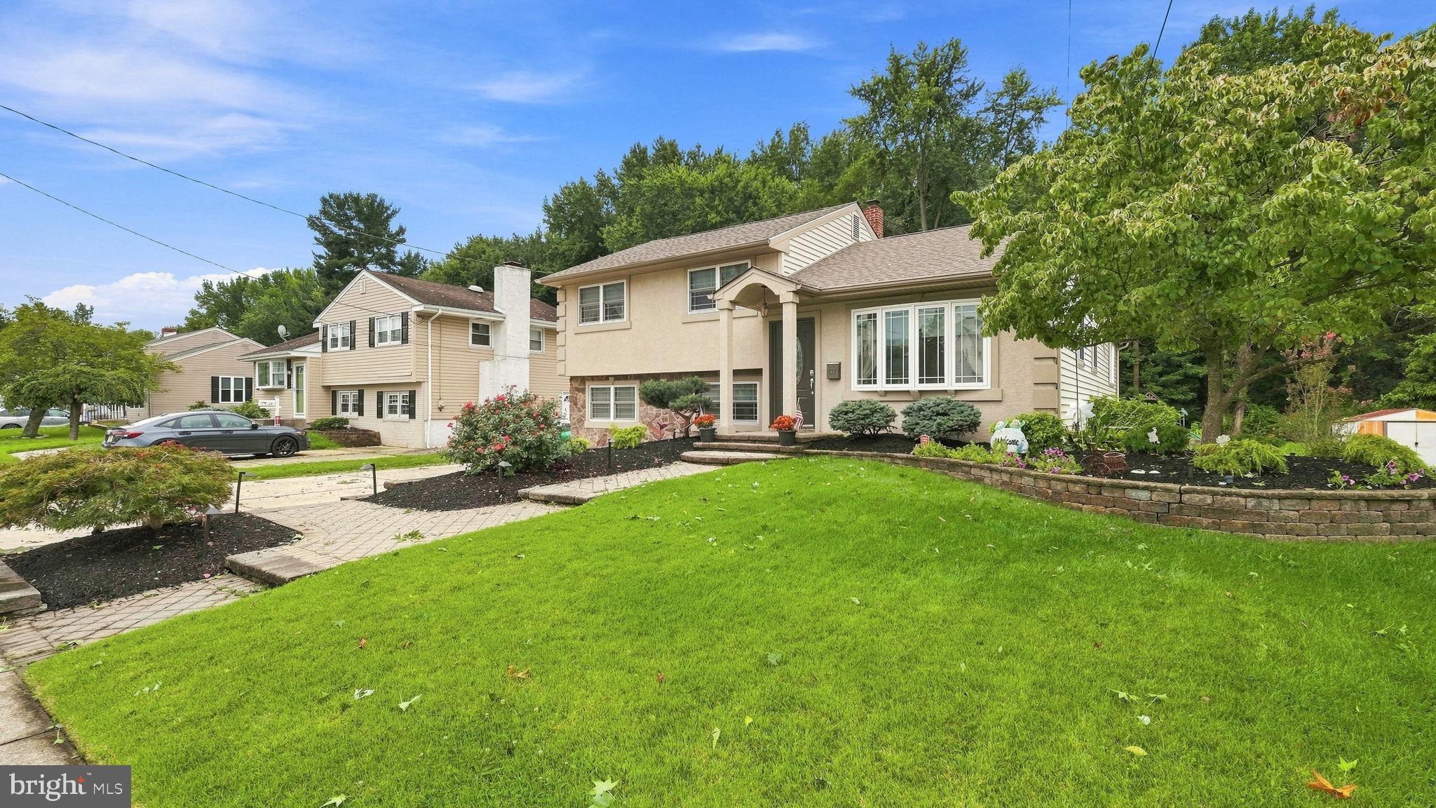 30 PLEASANT VALLEY DRIVE