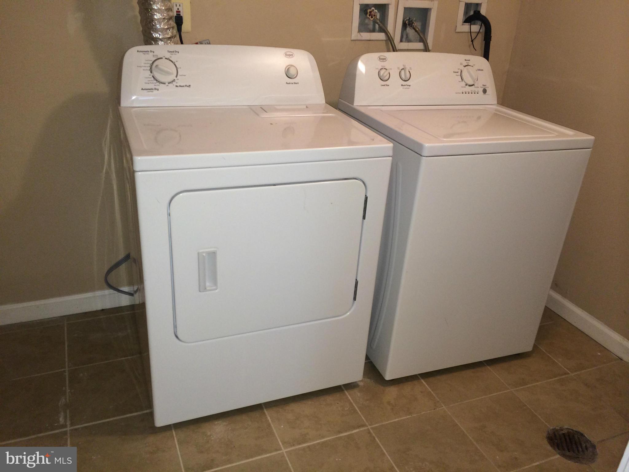 EAST MEADOWS - Residential Lease