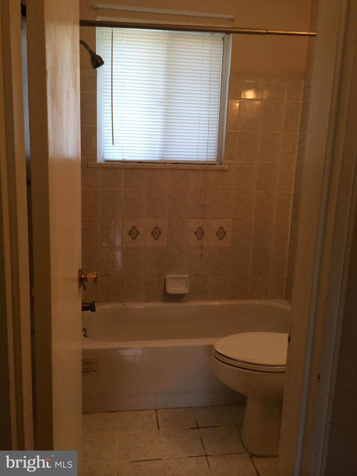 EAST MEADOWS - Residential Lease