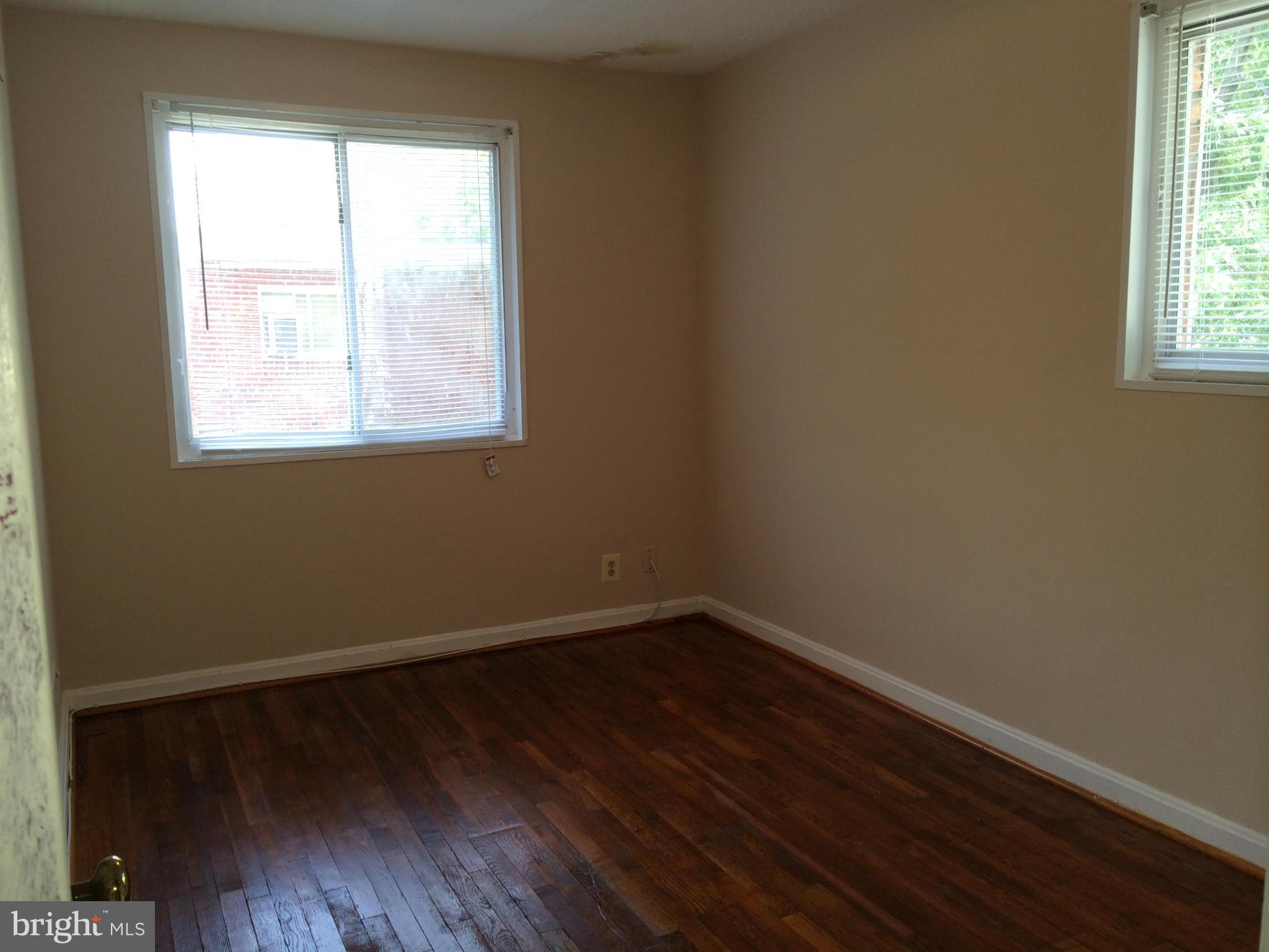 EAST MEADOWS - Residential Lease