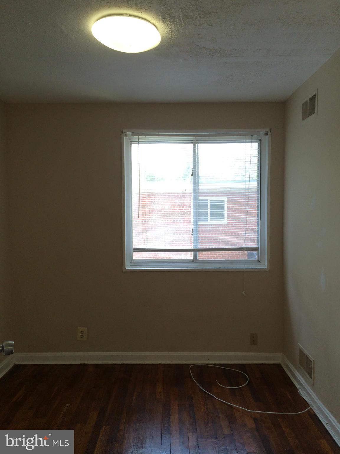 EAST MEADOWS - Residential Lease