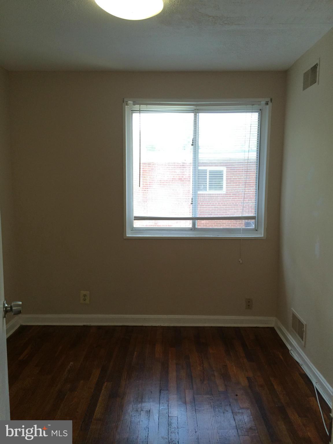 EAST MEADOWS - Residential Lease