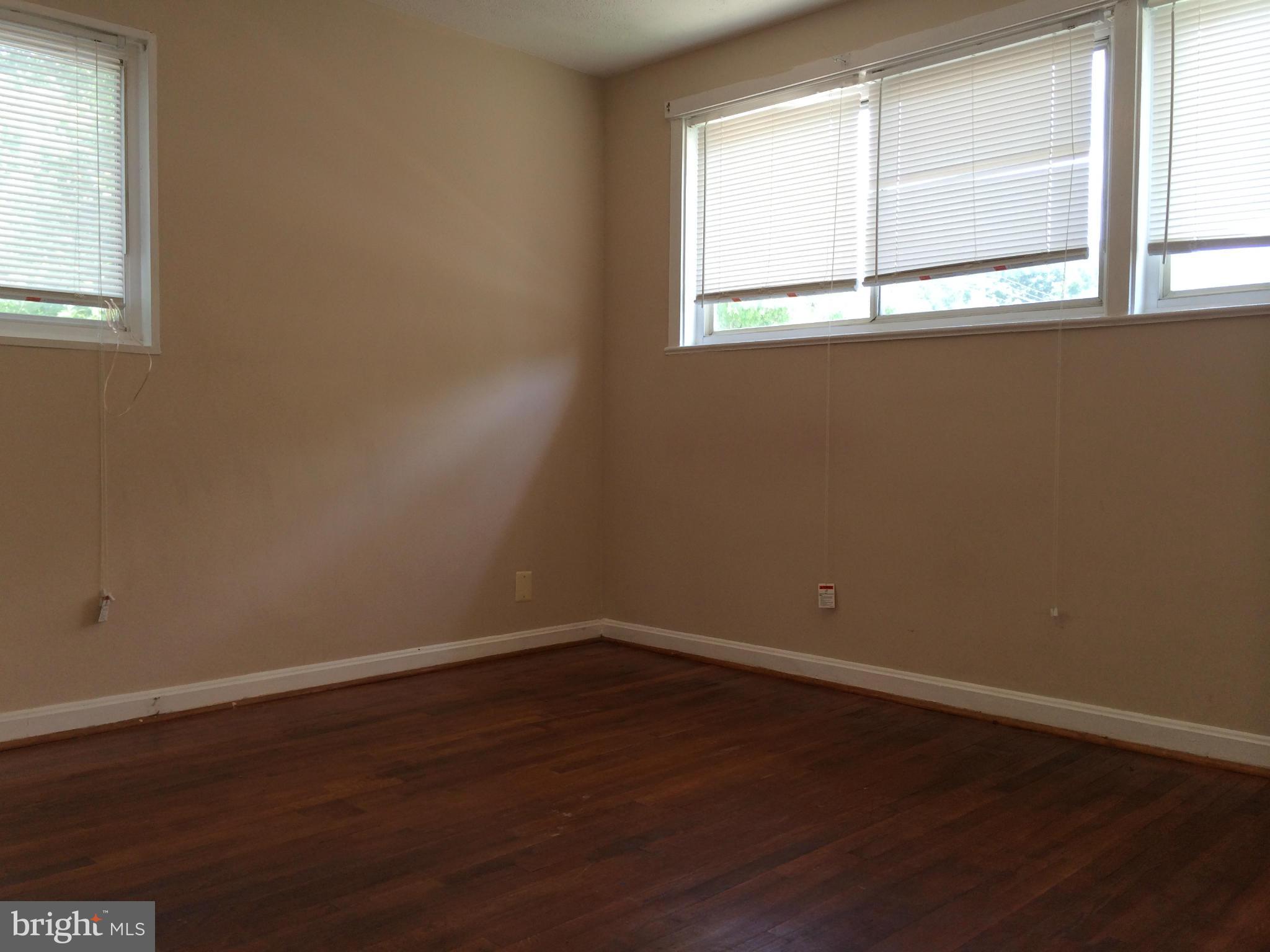 EAST MEADOWS - Residential Lease