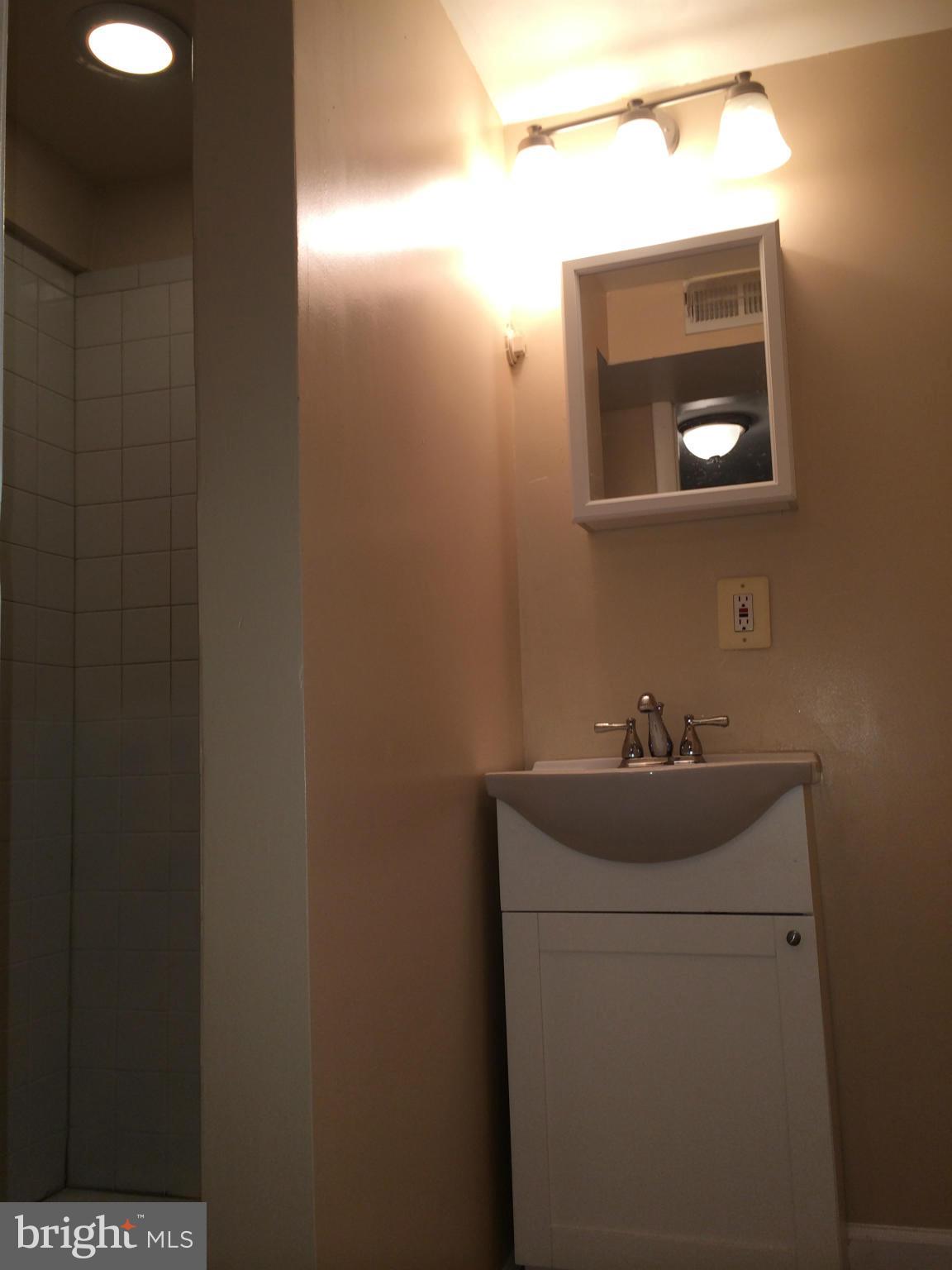 EAST MEADOWS - Residential Lease