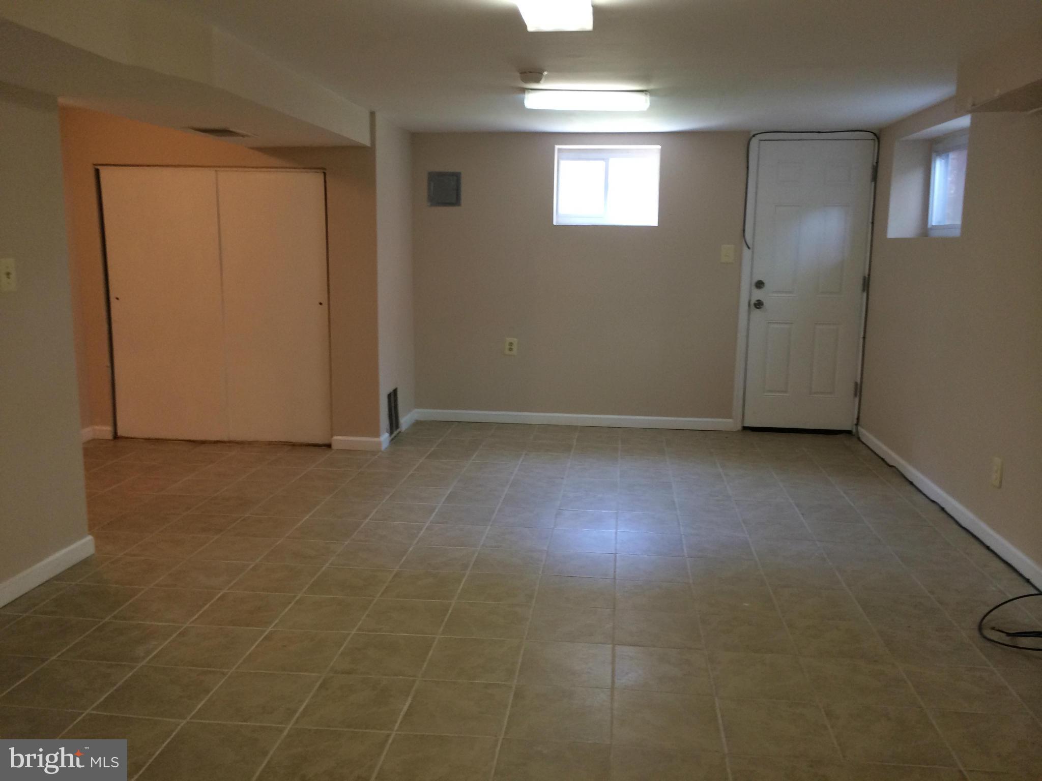 EAST MEADOWS - Residential Lease