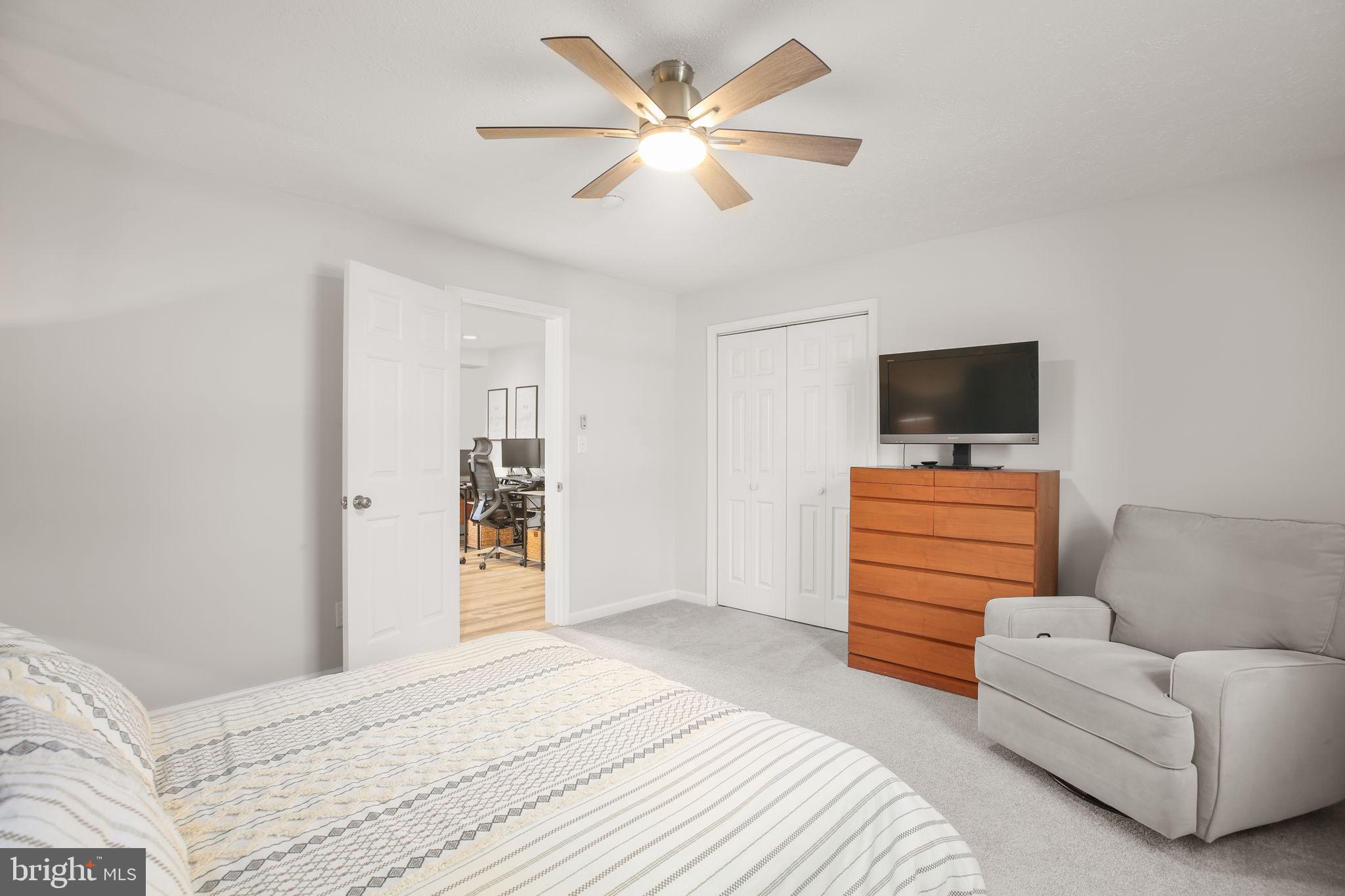 FOUNDRY RUN - Residential