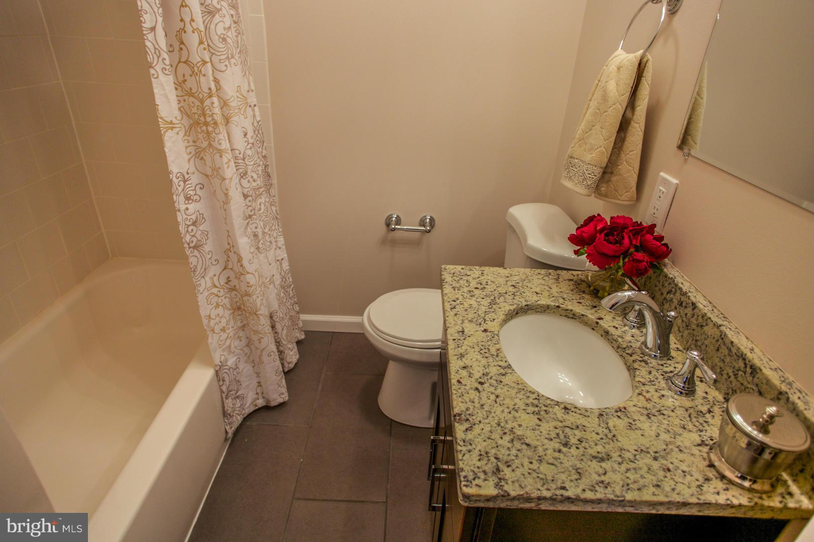 UPPER MAGOTHY BEACH - Residential