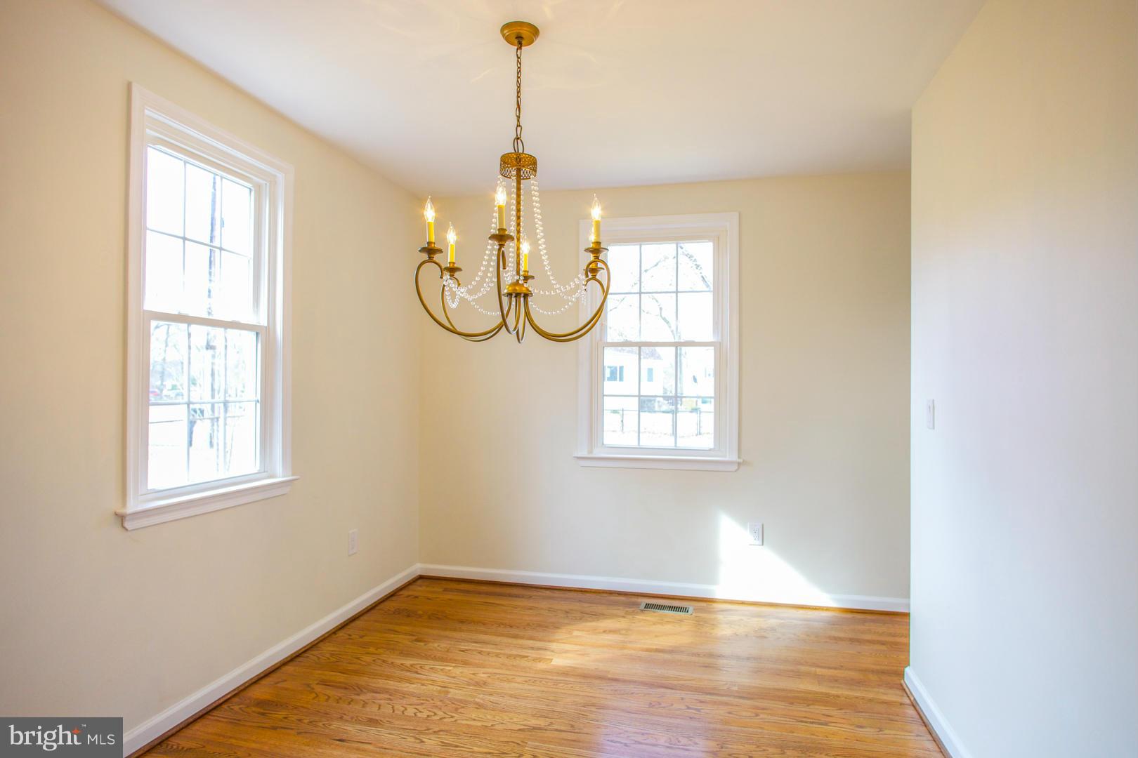 UPPER MAGOTHY BEACH - Residential