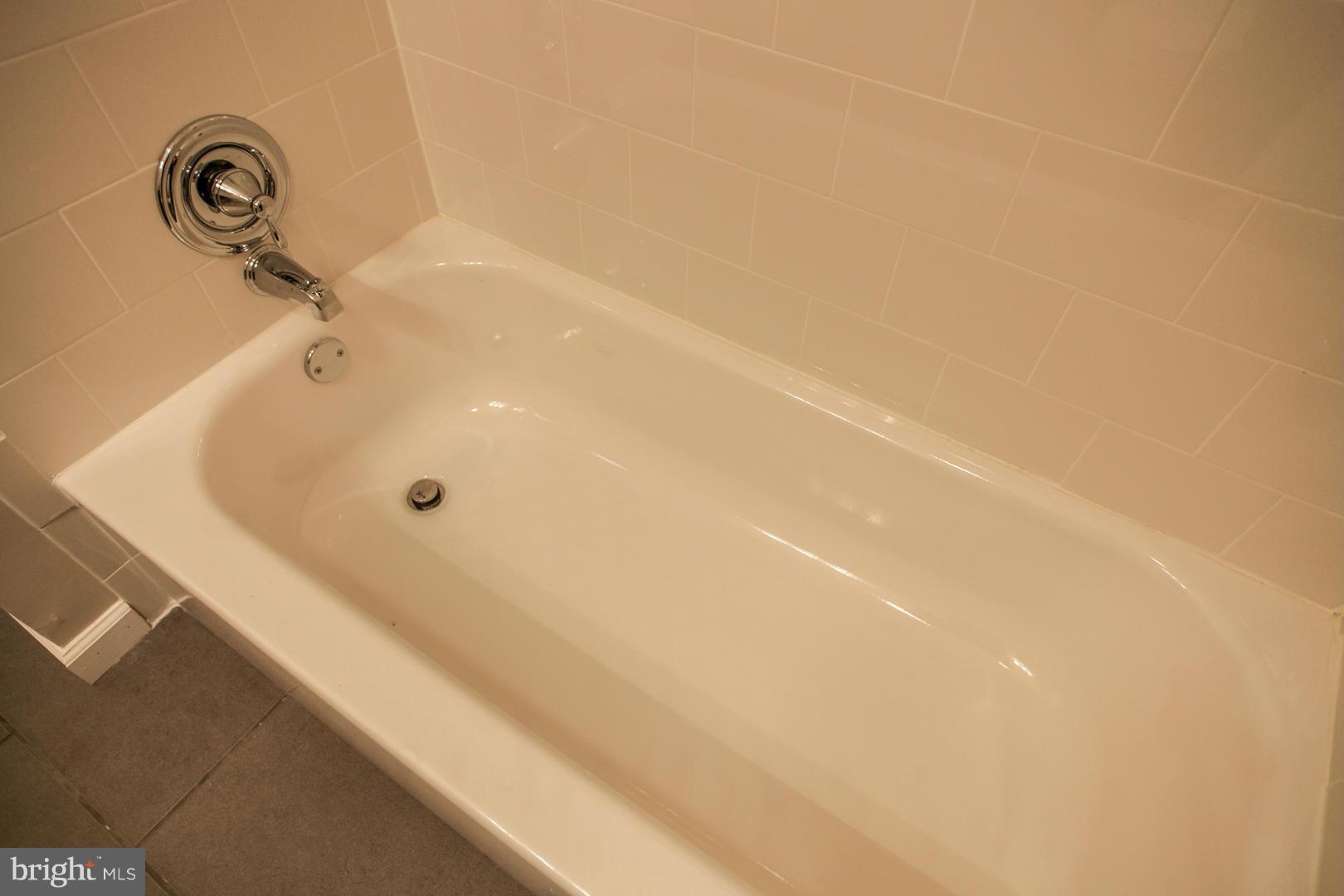 UPPER MAGOTHY BEACH - Residential