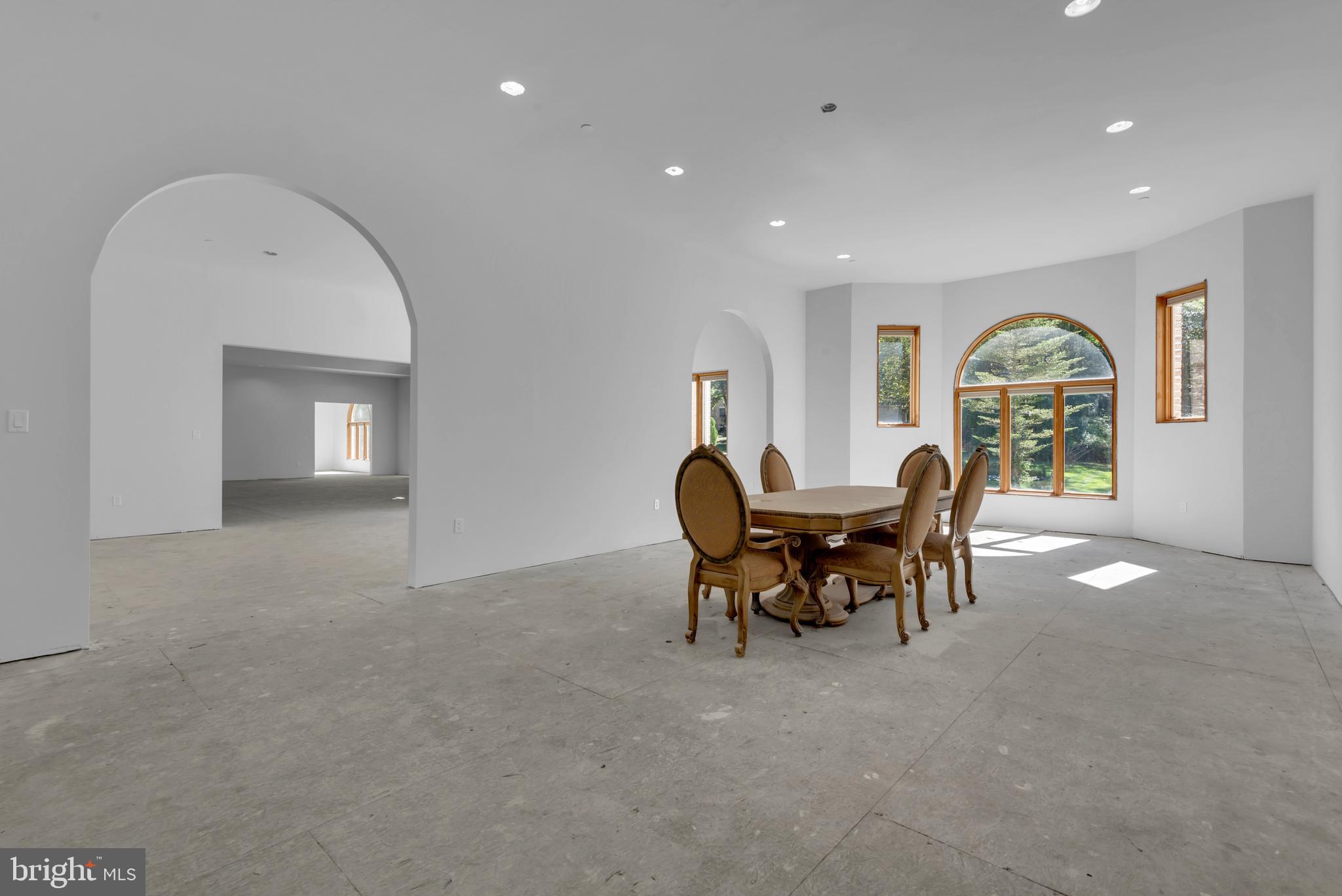 ANTON NORTH - Residential