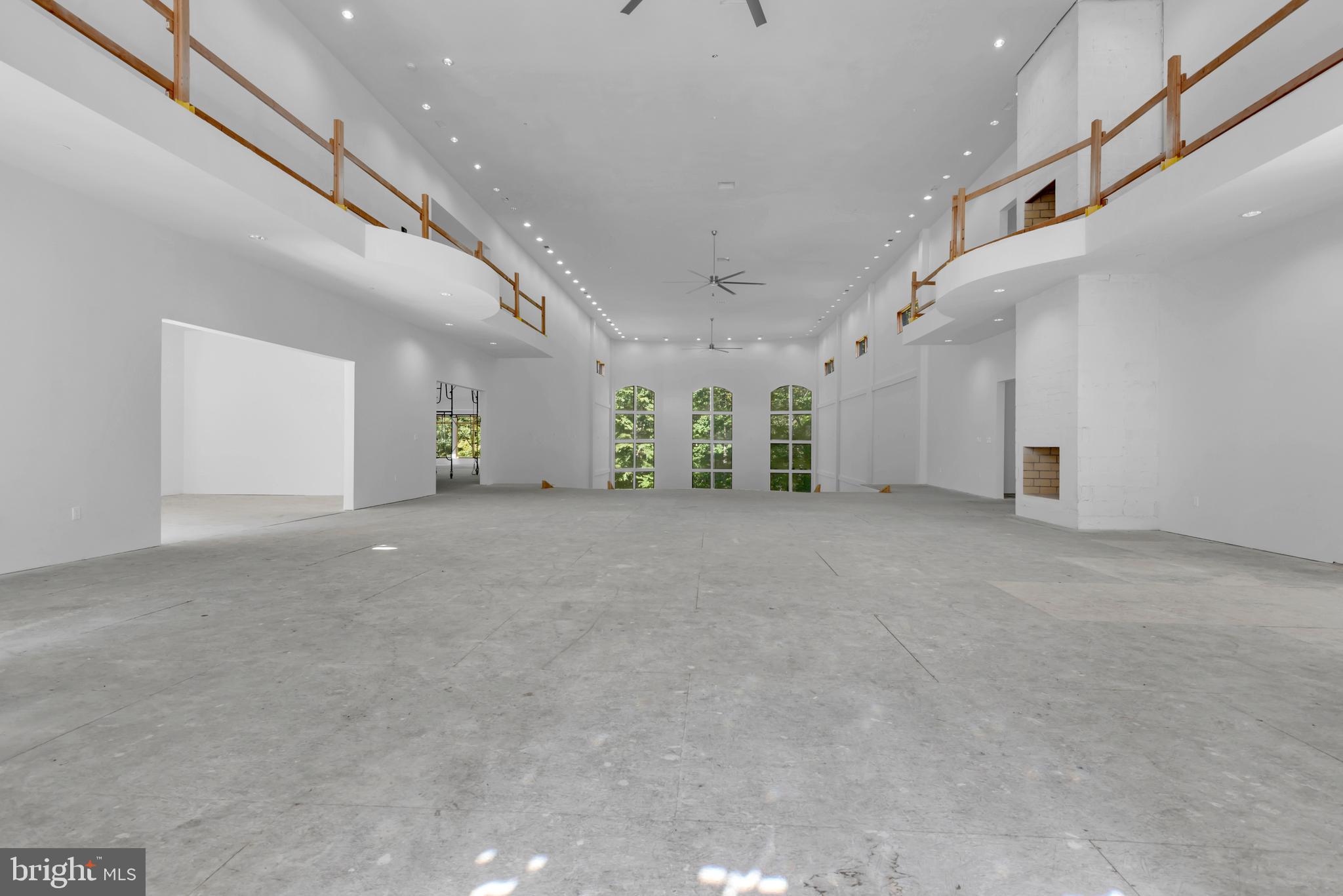 ANTON NORTH - Residential